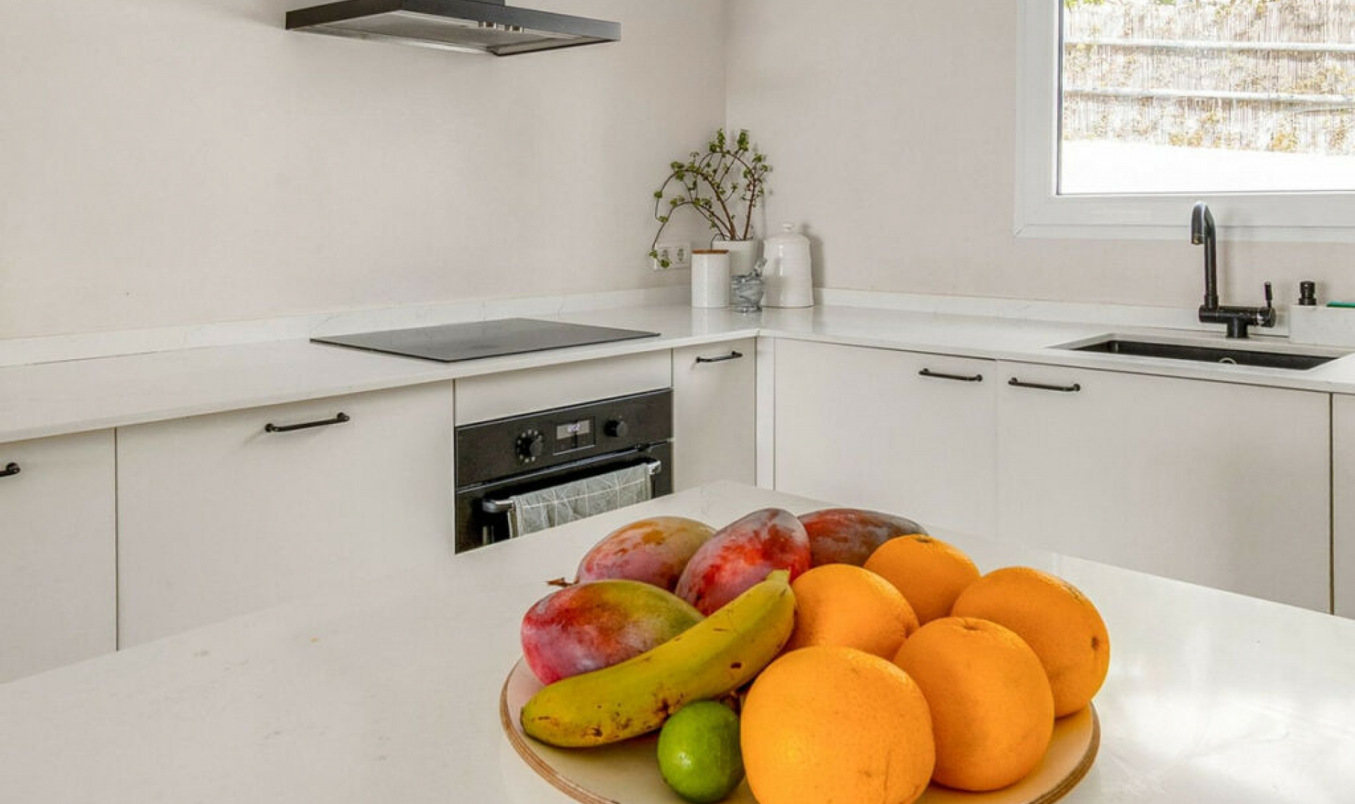 Resale - House -
Caleta de Vélez