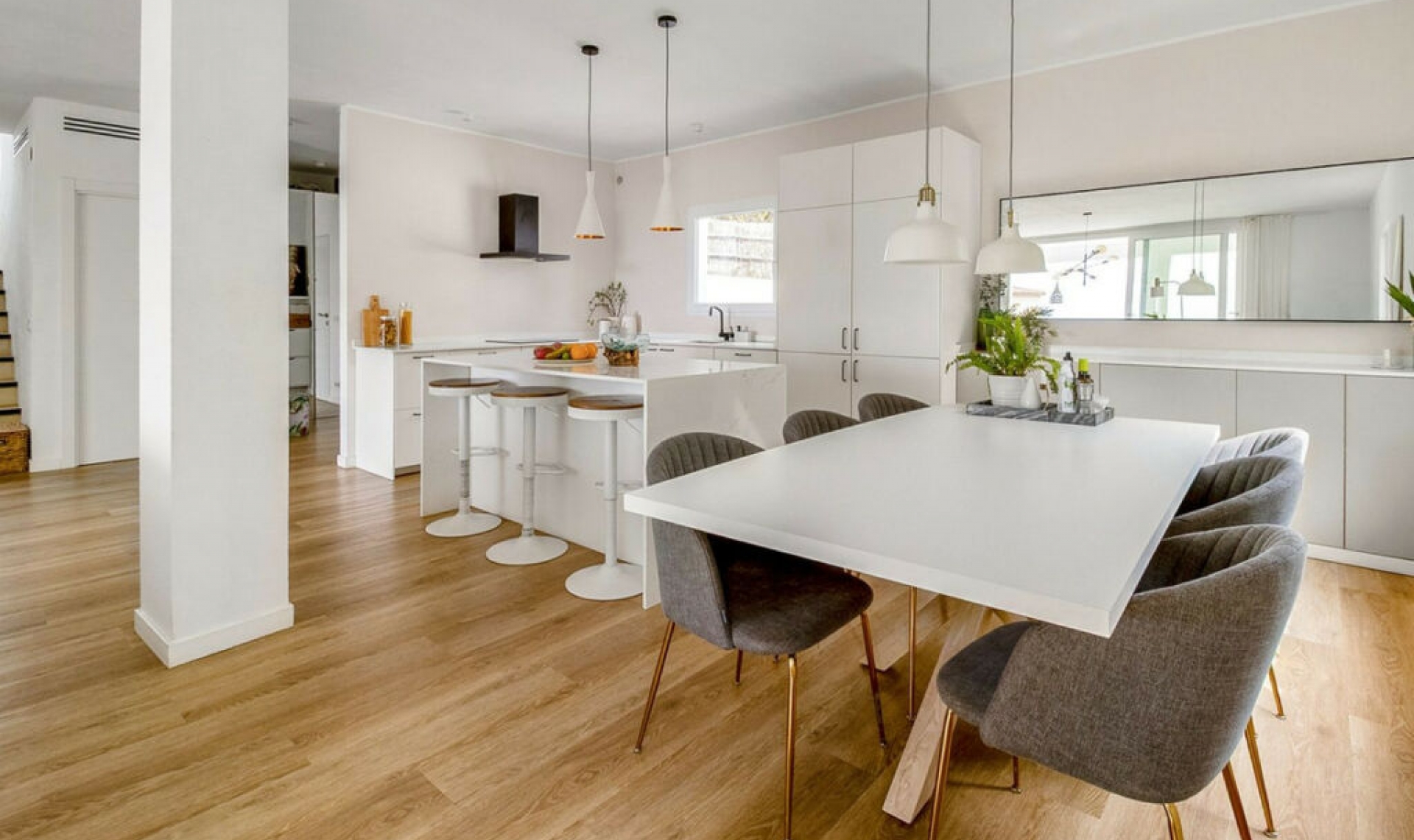 Resale - House -
Caleta de Vélez