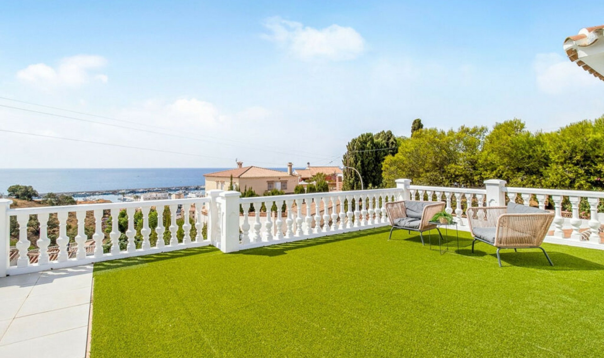 Resale - House -
Caleta de Vélez