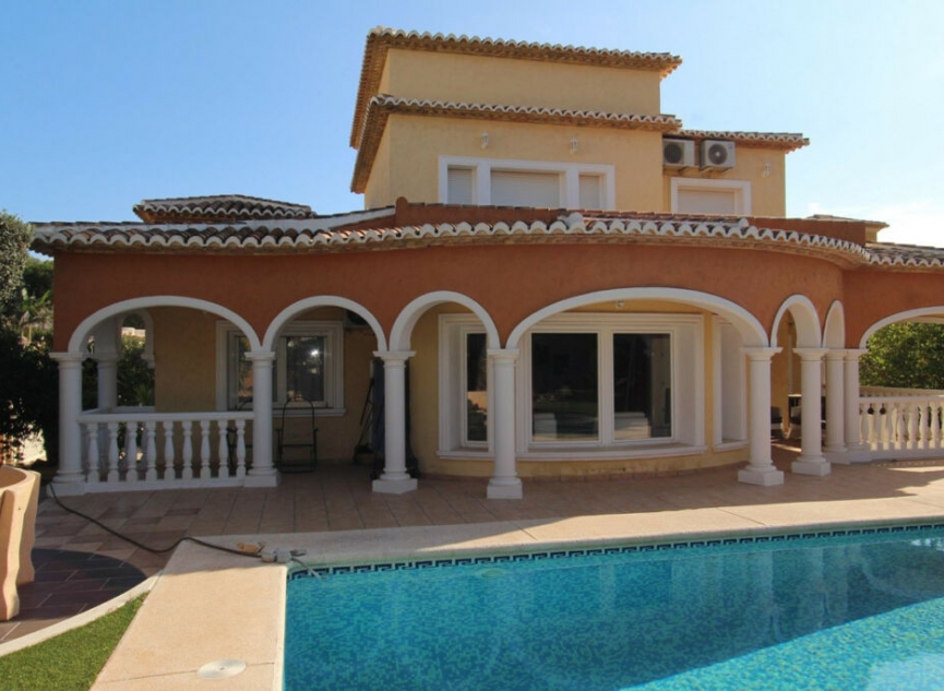 Resale - House -
Calpe