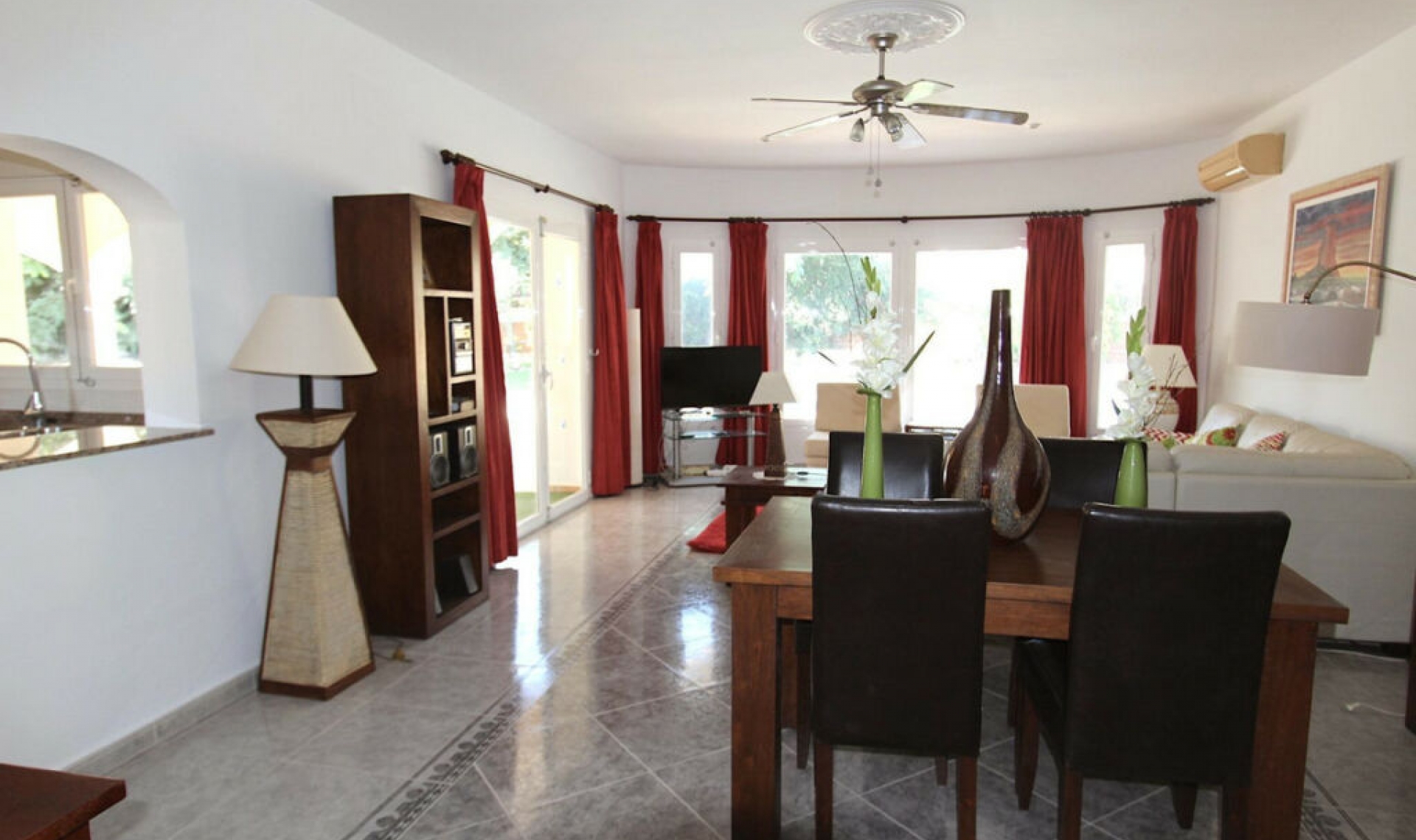 Resale - House -
Calpe