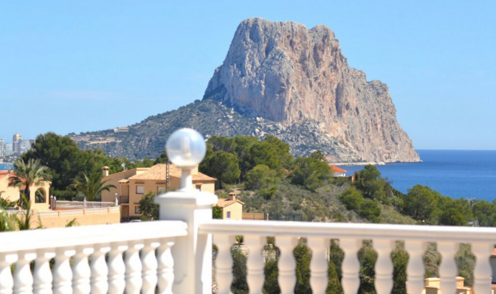 Resale - House -
Calpe