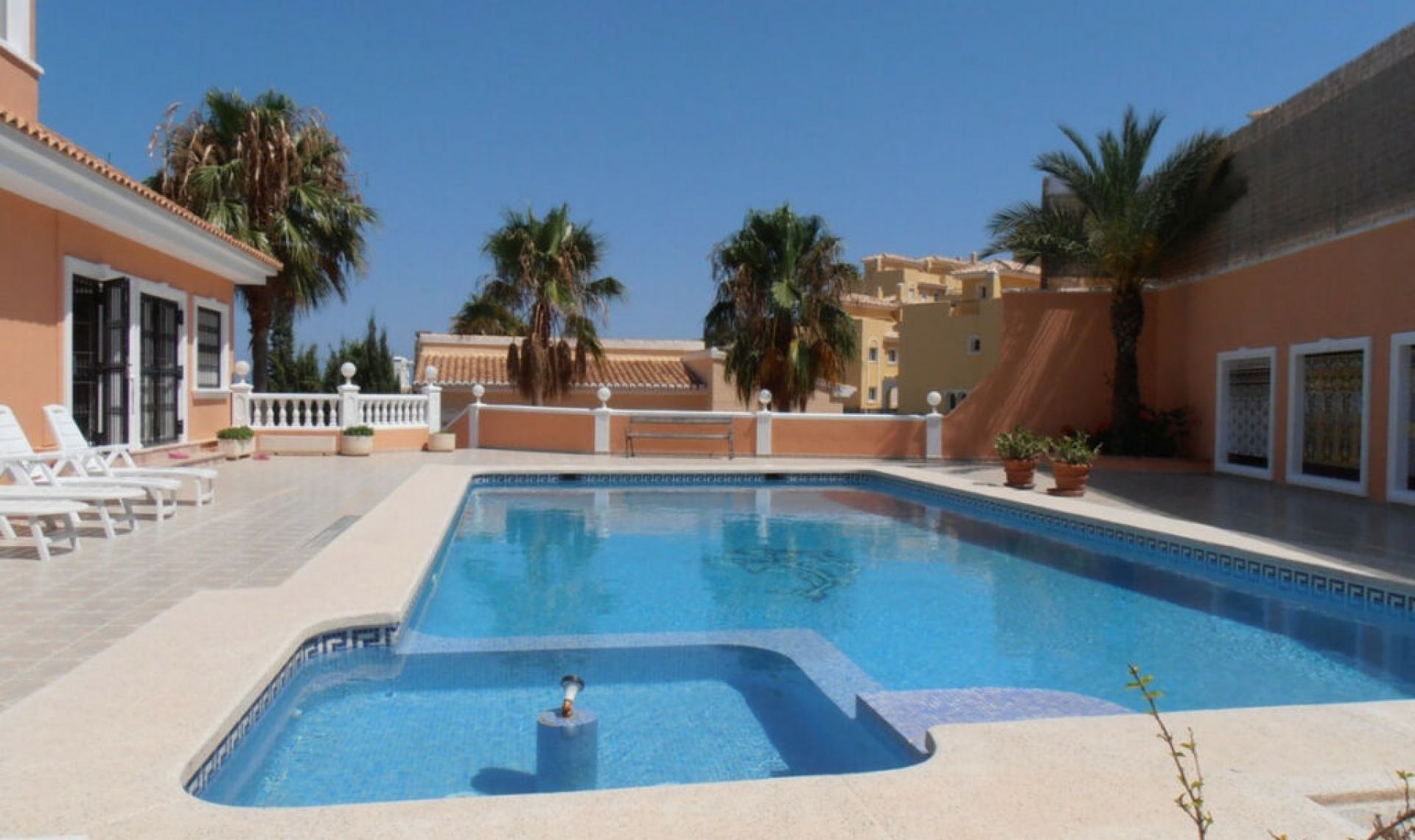 Resale - House -
Calpe