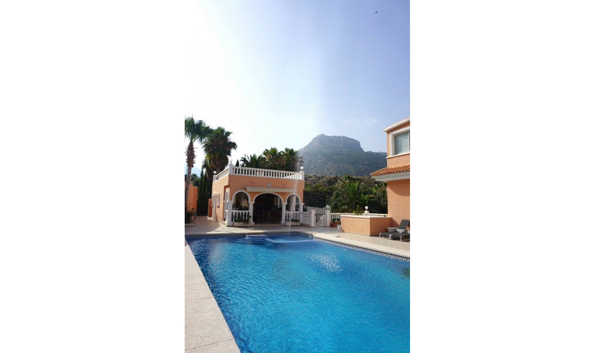 Resale - House -
Calpe