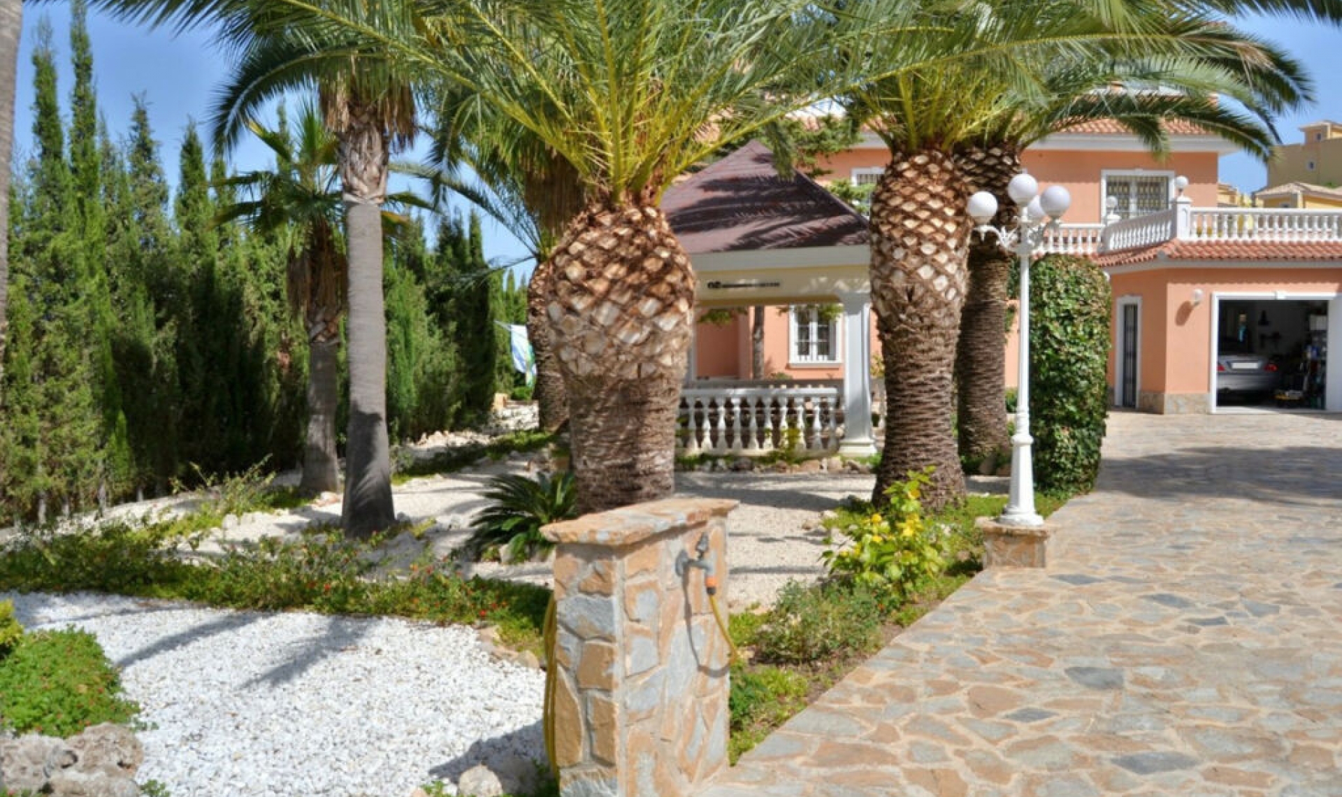 Resale - House -
Calpe