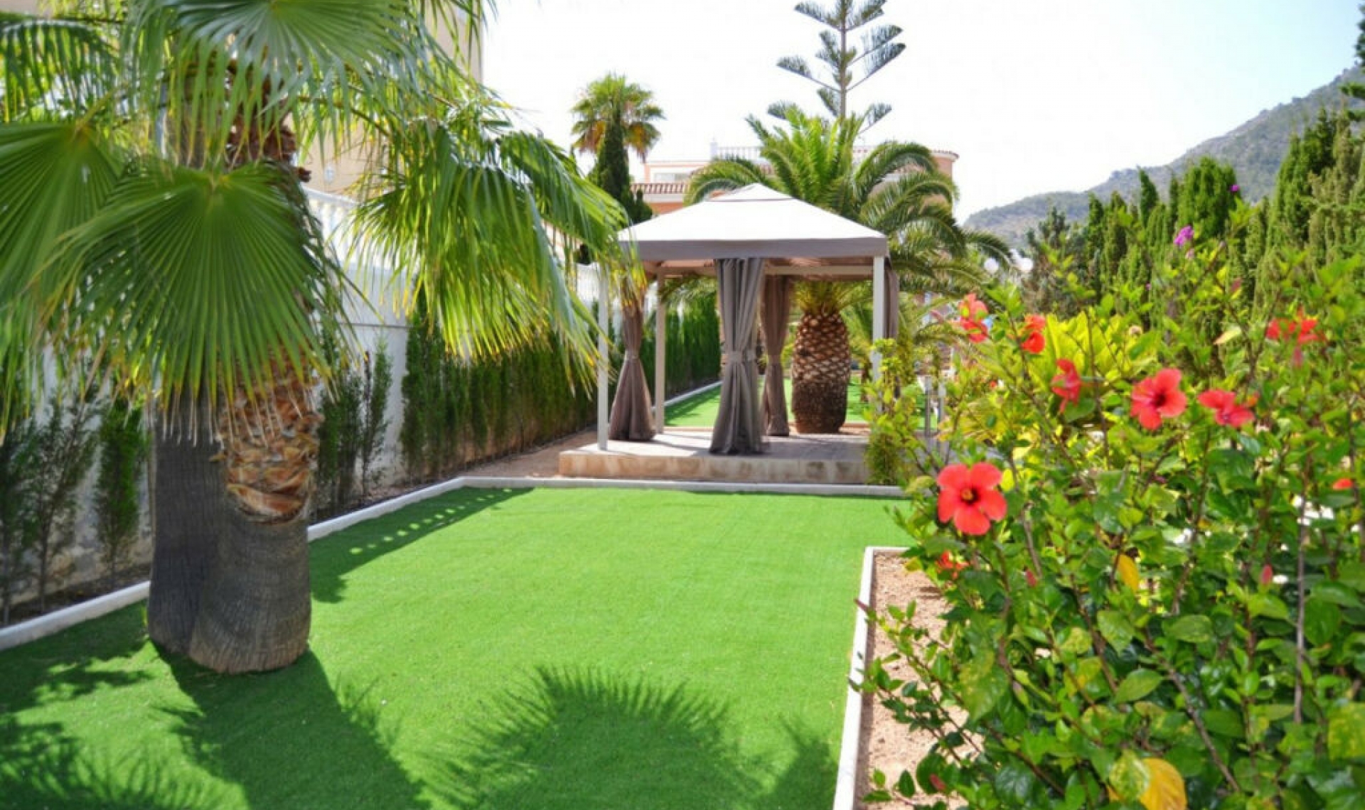 Resale - House -
Calpe