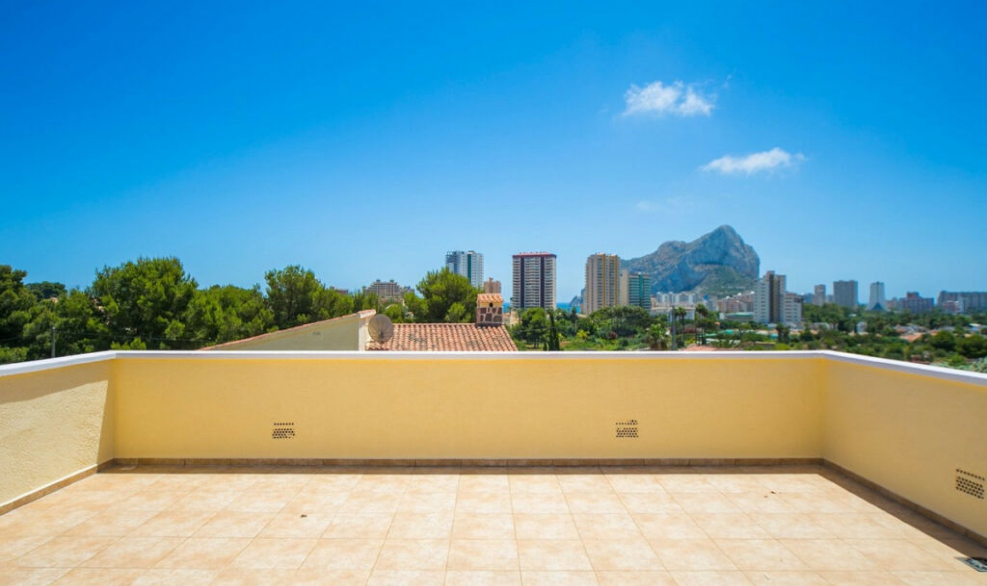 Resale - House -
Calpe