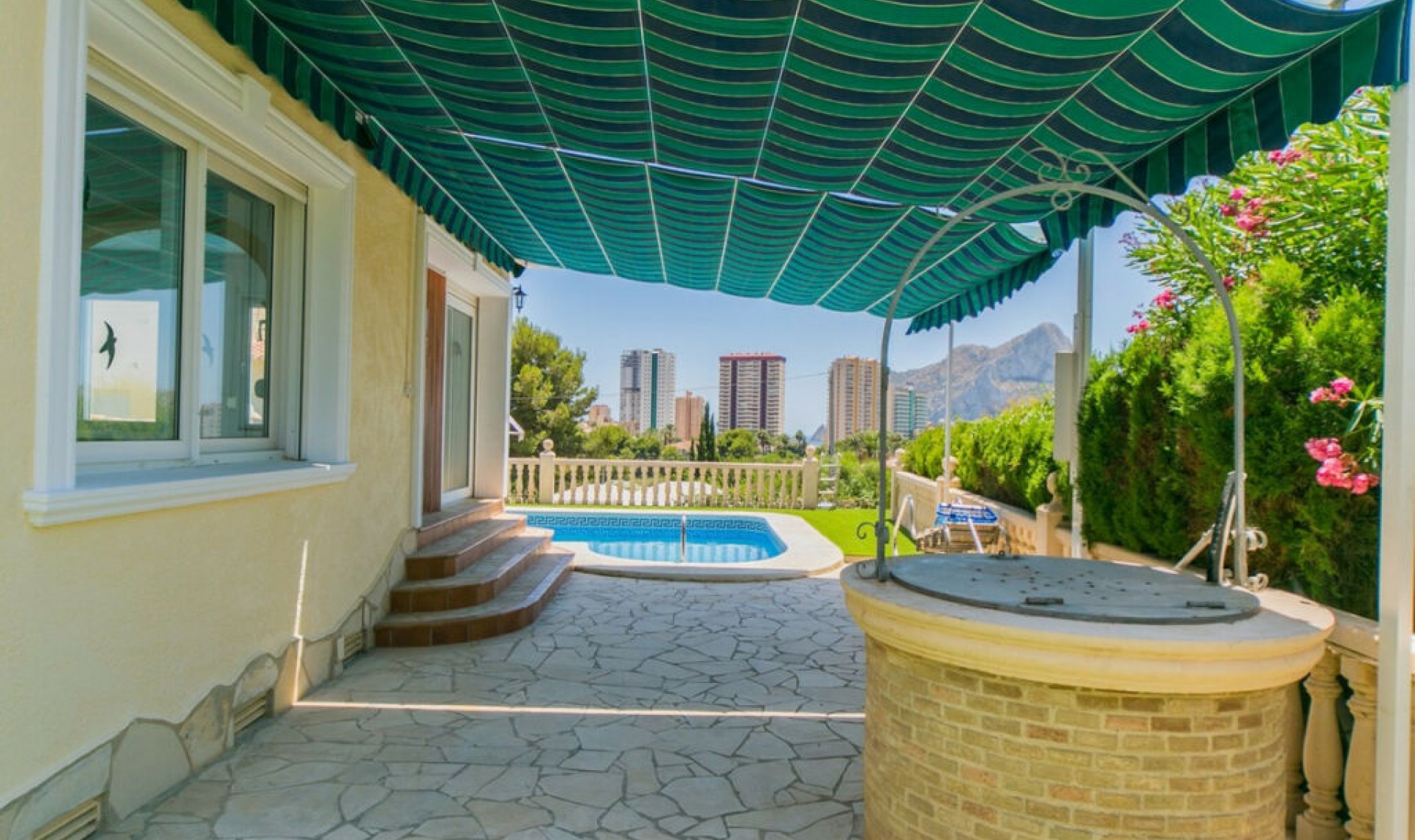 Resale - House -
Calpe