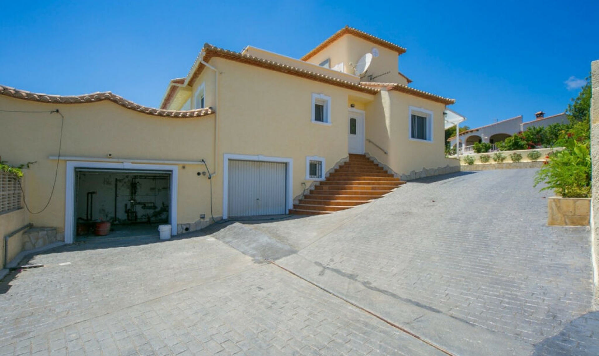 Resale - House -
Calpe