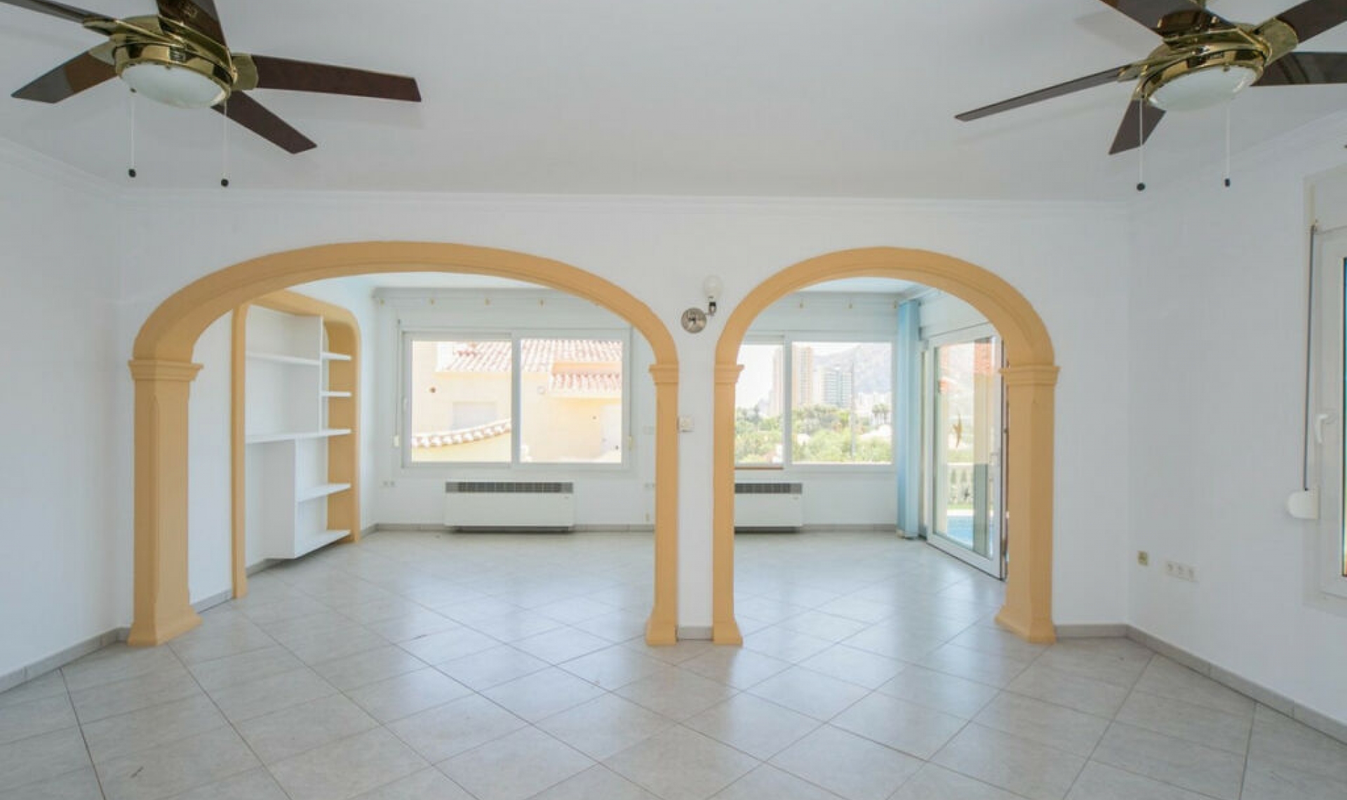 Resale - House -
Calpe