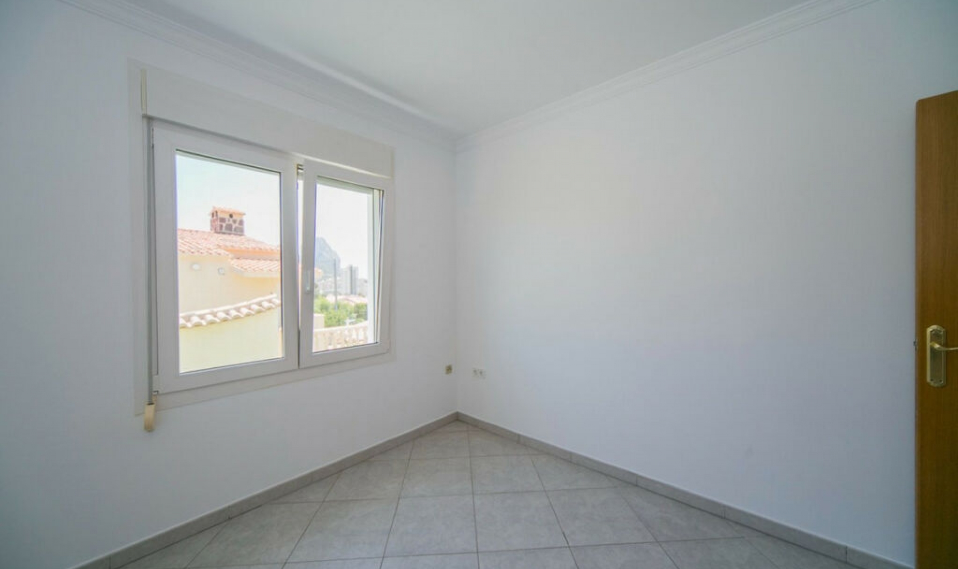 Resale - House -
Calpe
