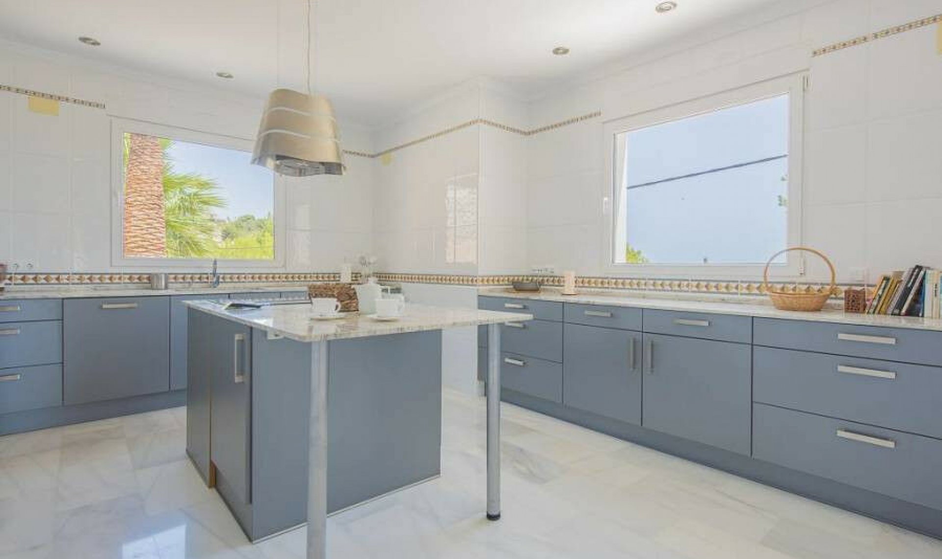 Resale - House -
Calpe