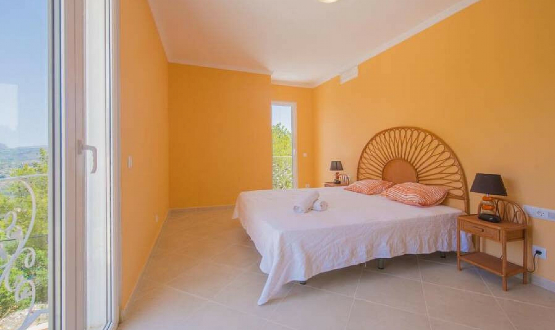 Resale - House -
Calpe