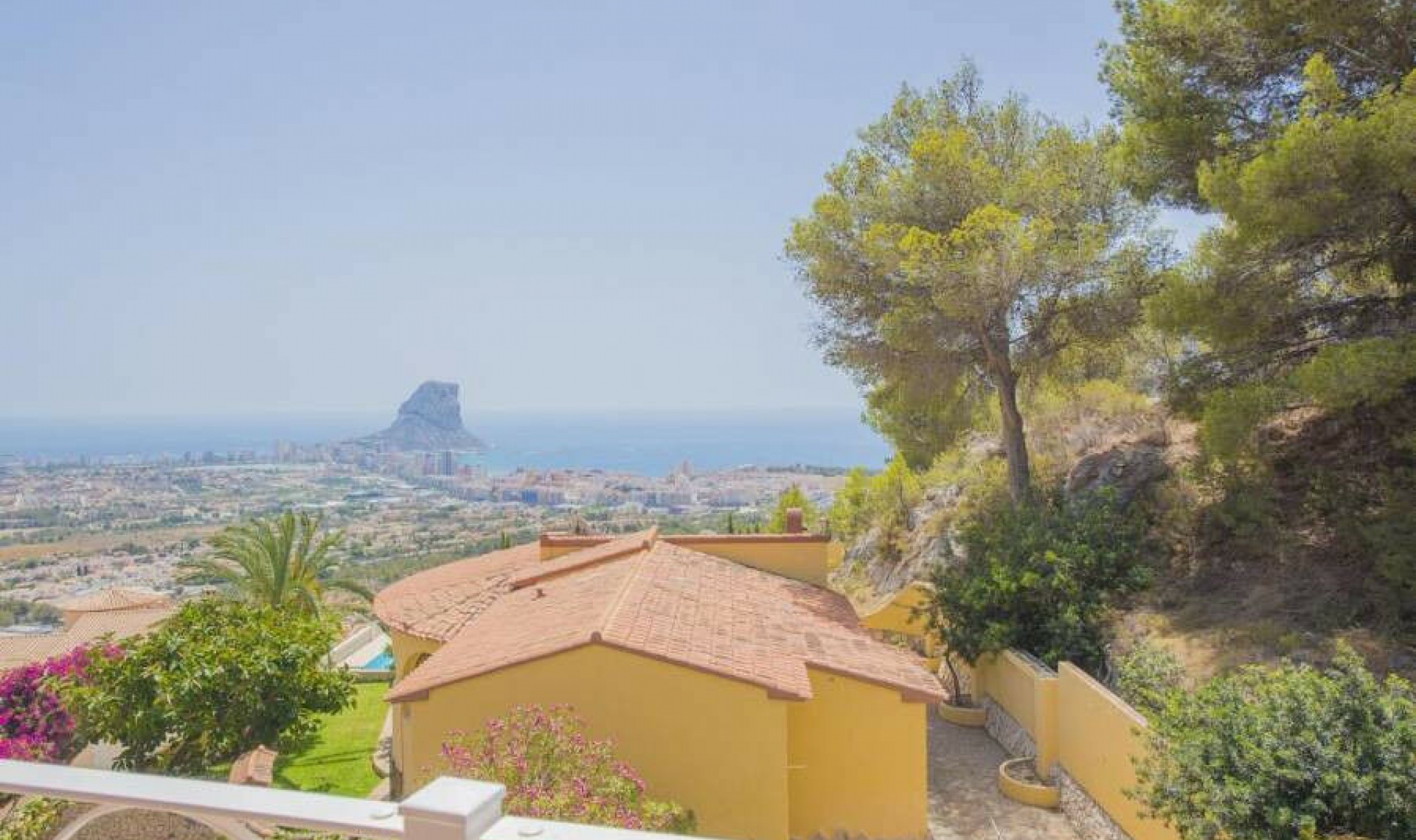 Resale - House -
Calpe
