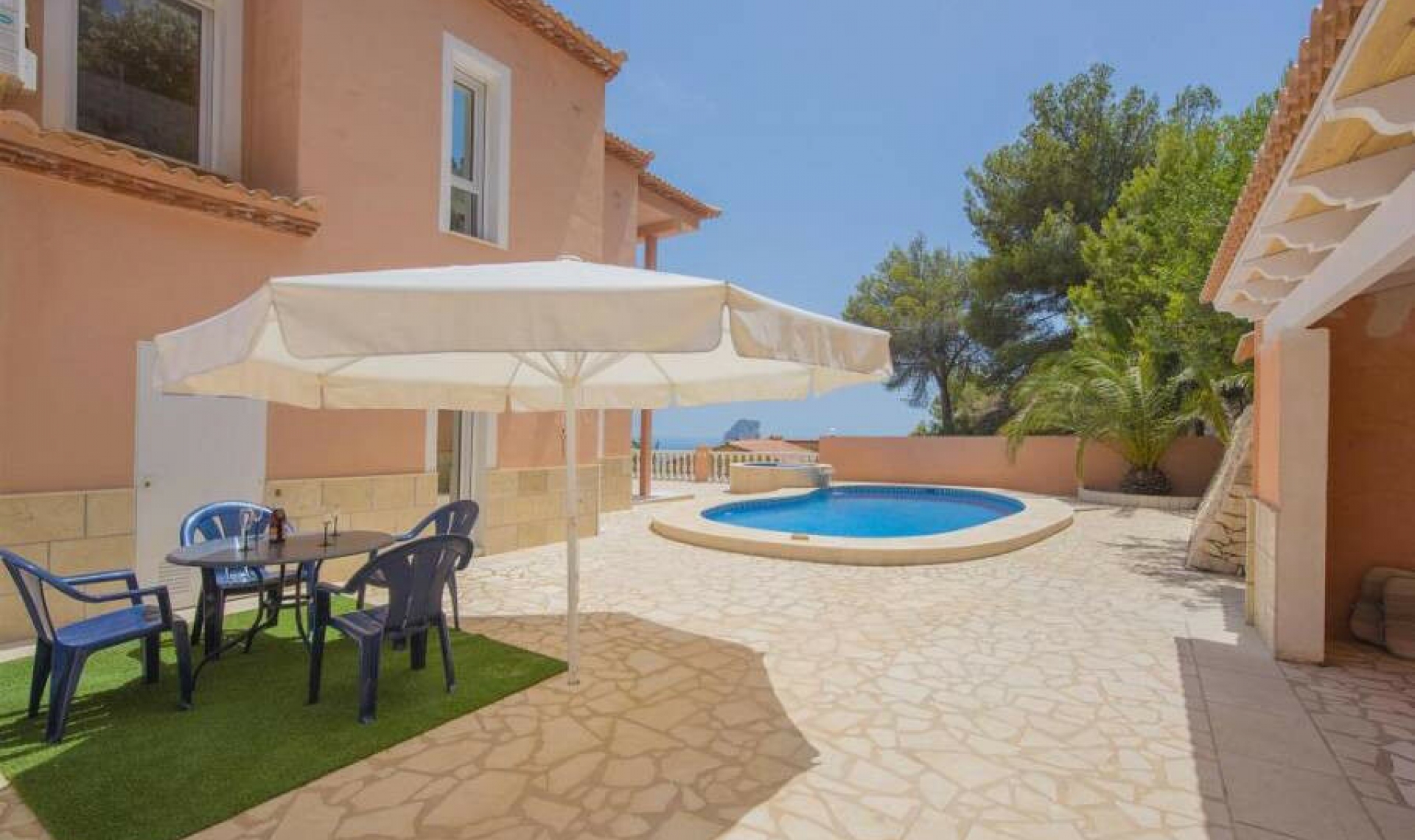 Resale - House -
Calpe