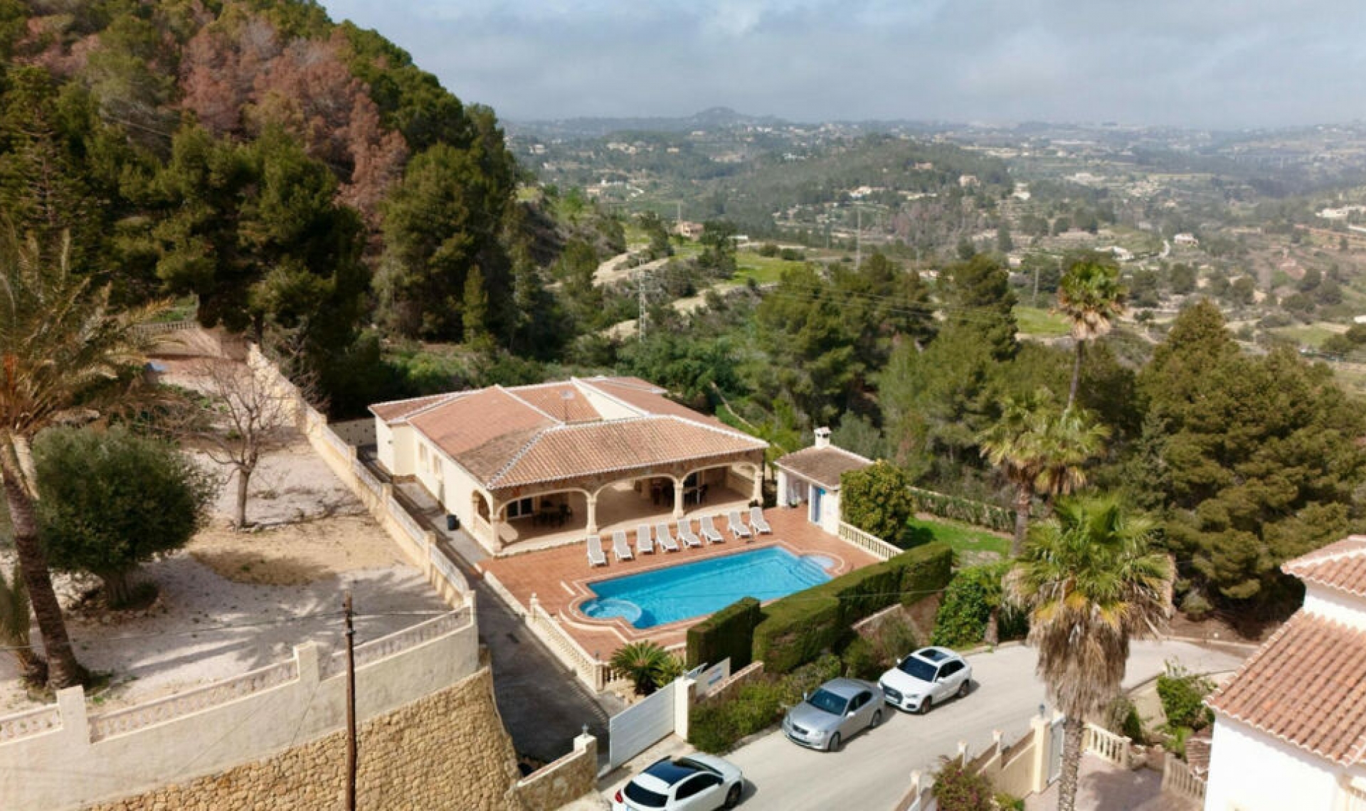 Resale - House -
Calpe