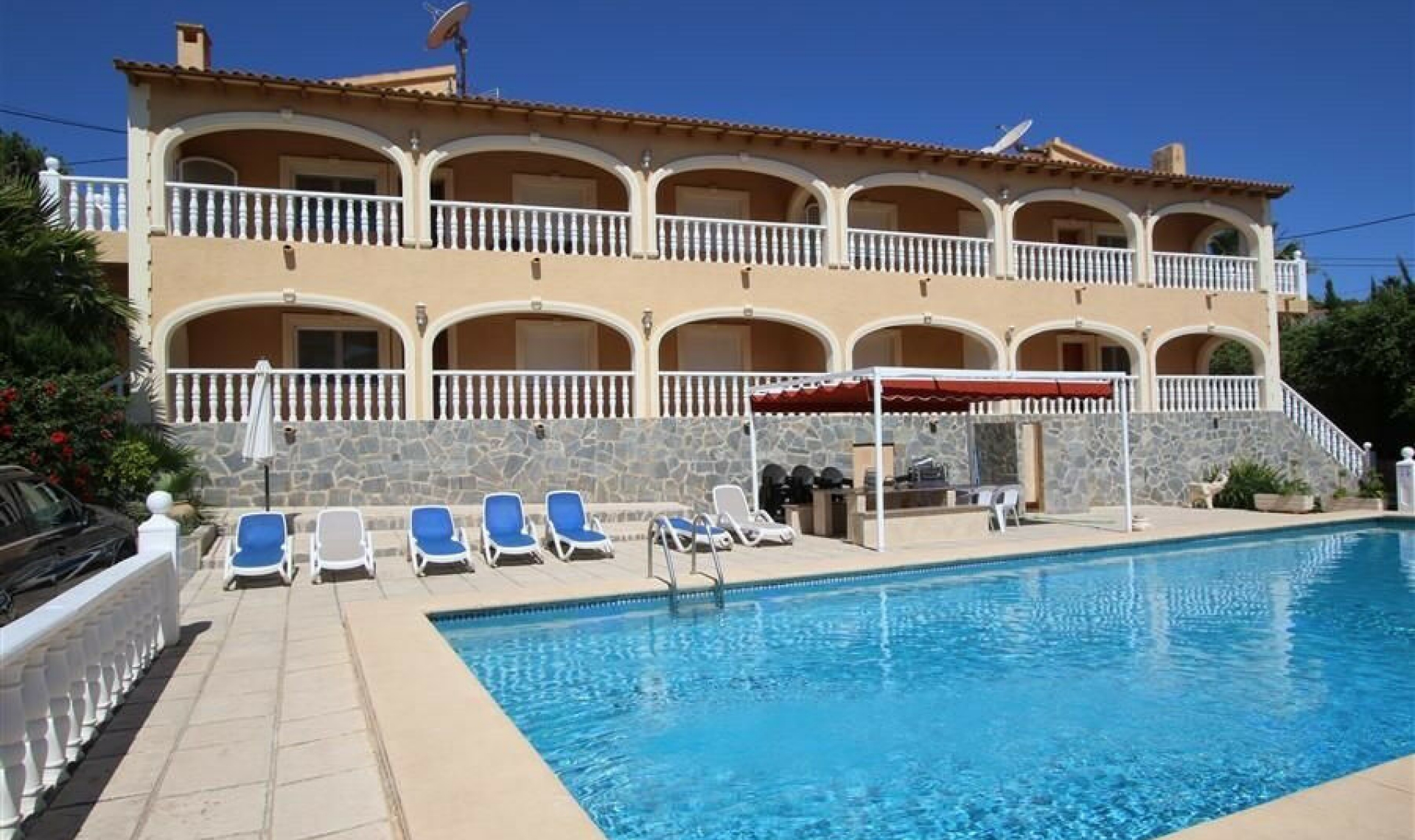 Resale - House -
Calpe