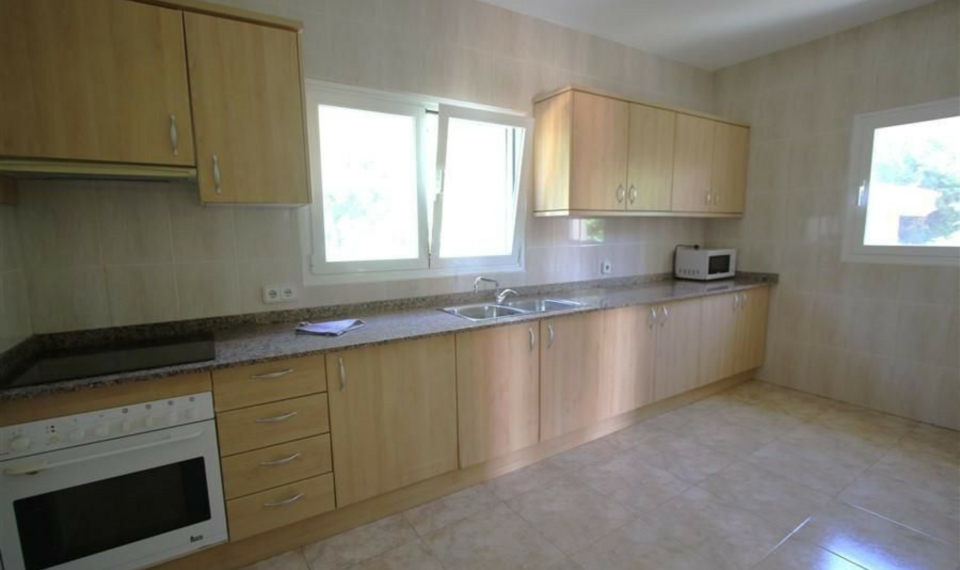 Resale - House -
Calpe