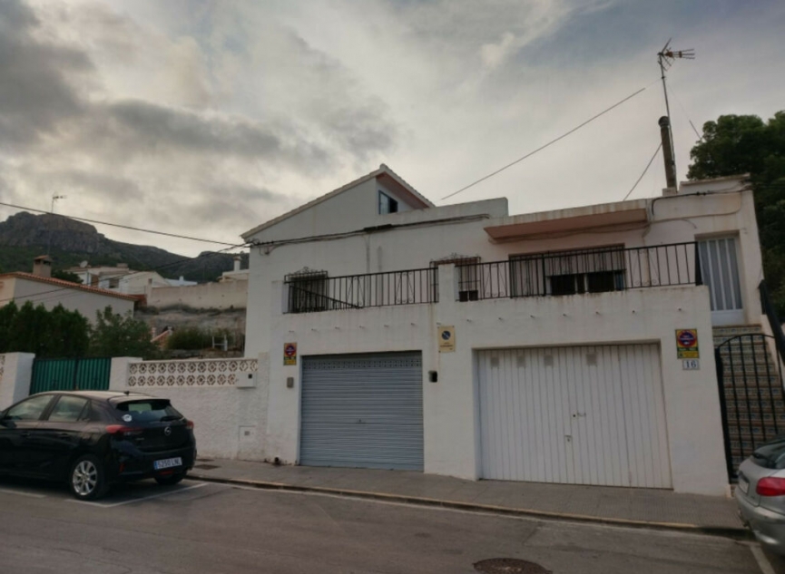 Resale - House -
Calpe