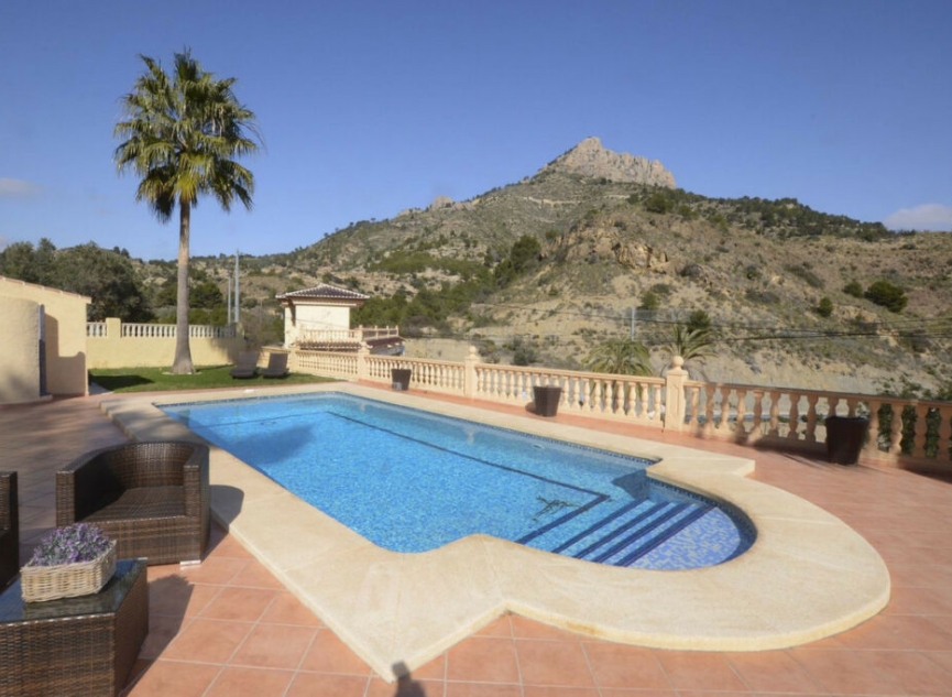 Resale - House -
Calpe