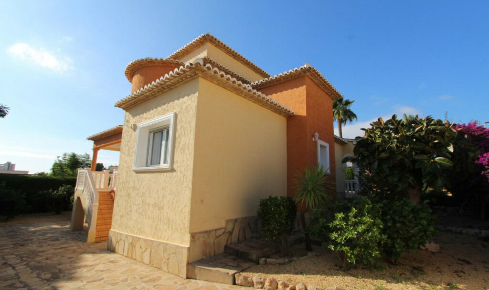 Resale - House -
Calpe