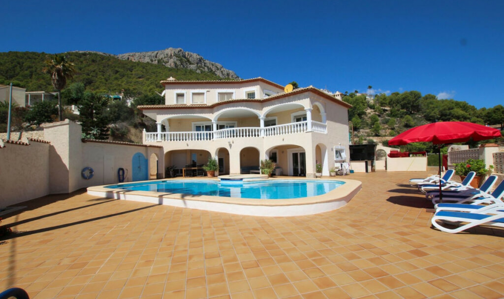 Resale - House -
Calpe