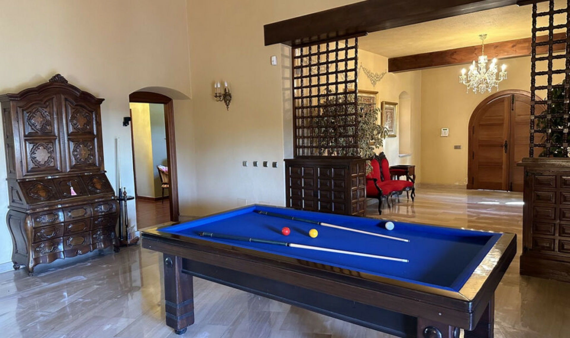 Resale - House -
Campo Mijas