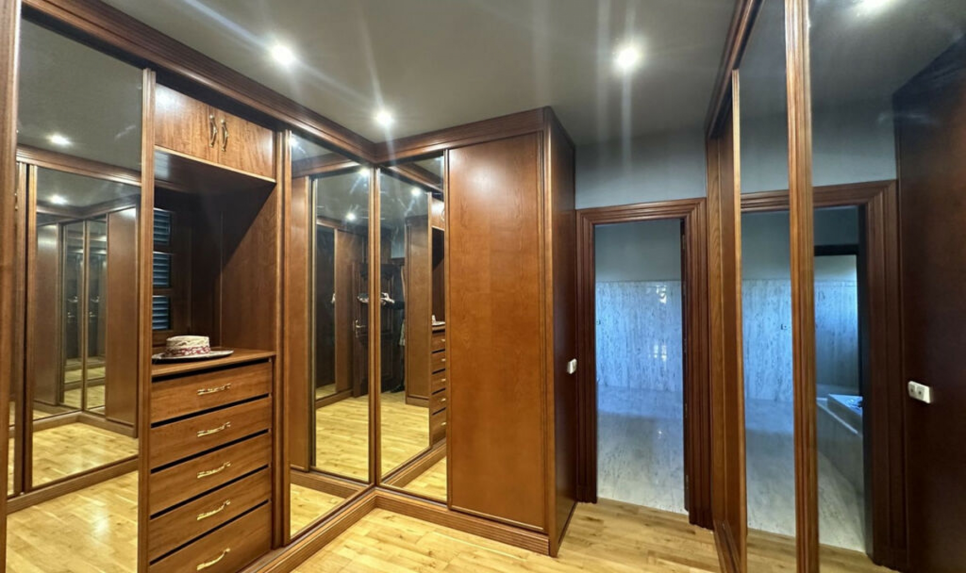 Resale - House -
Campo Mijas