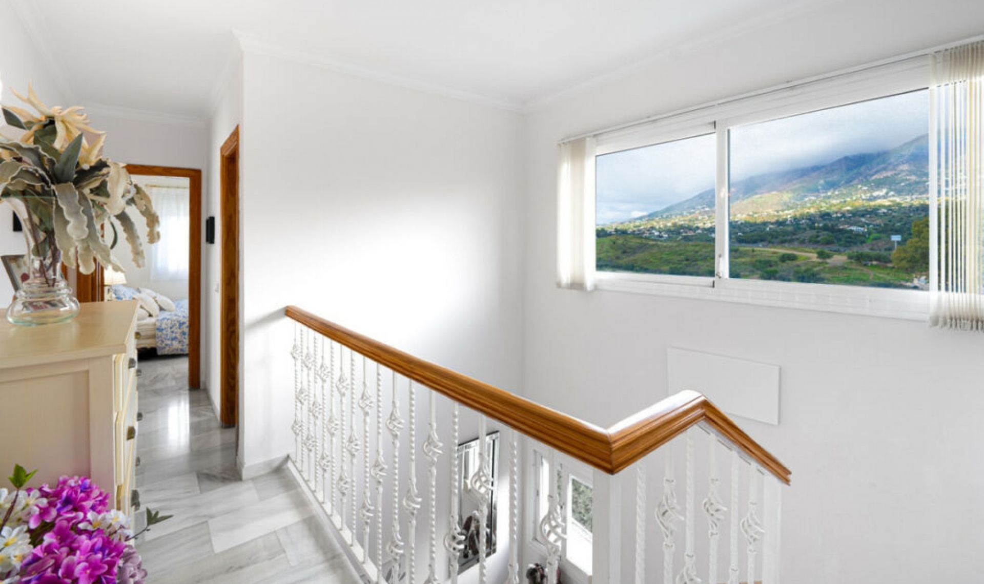 Resale - House -
Campo Mijas