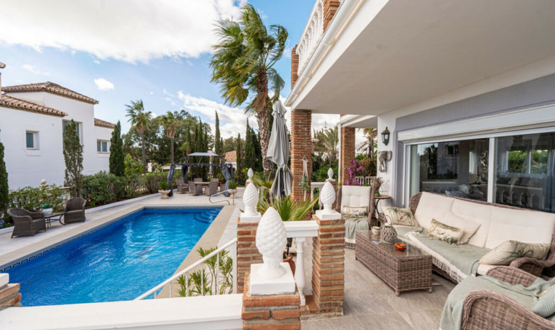 Resale - House -
Campo Mijas
