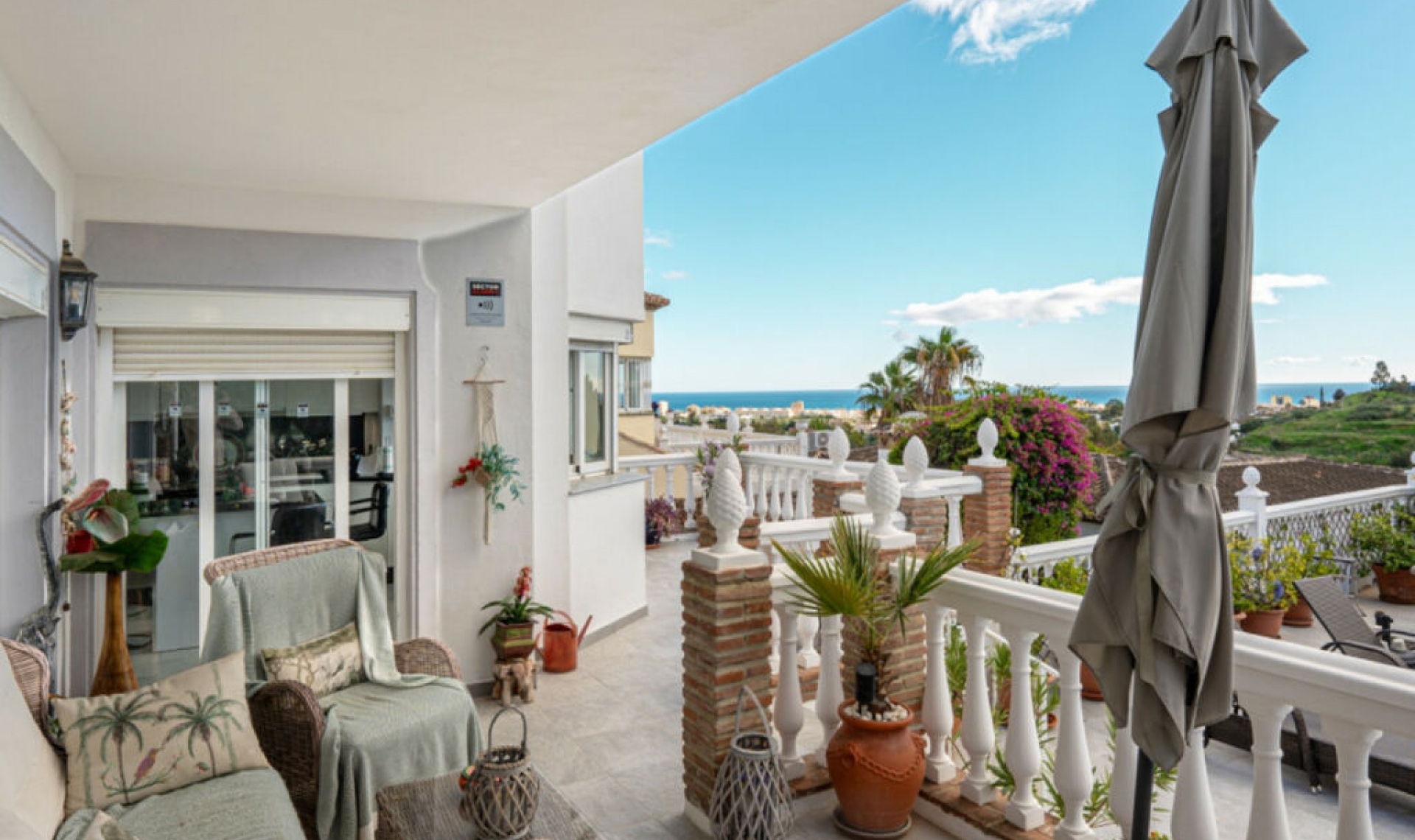 Resale - House -
Campo Mijas