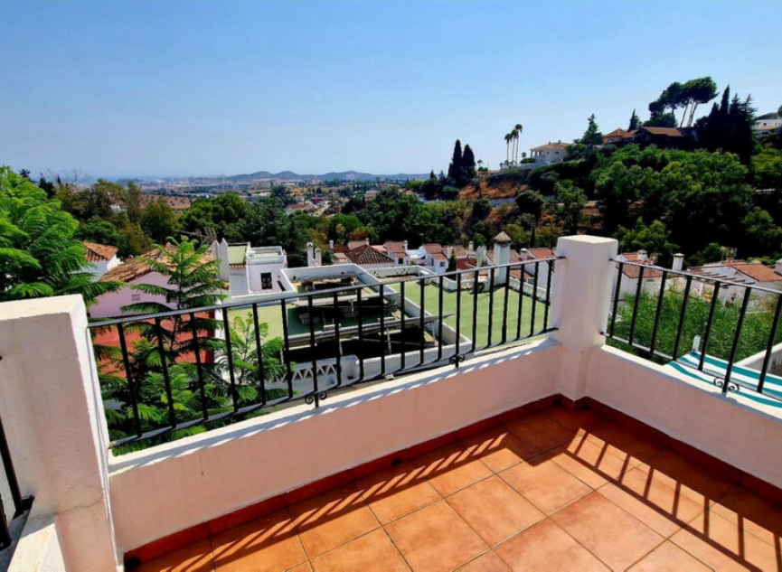 Resale - House -
Campo Mijas