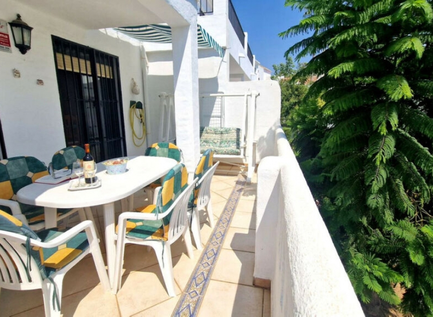 Resale - House -
Campo Mijas