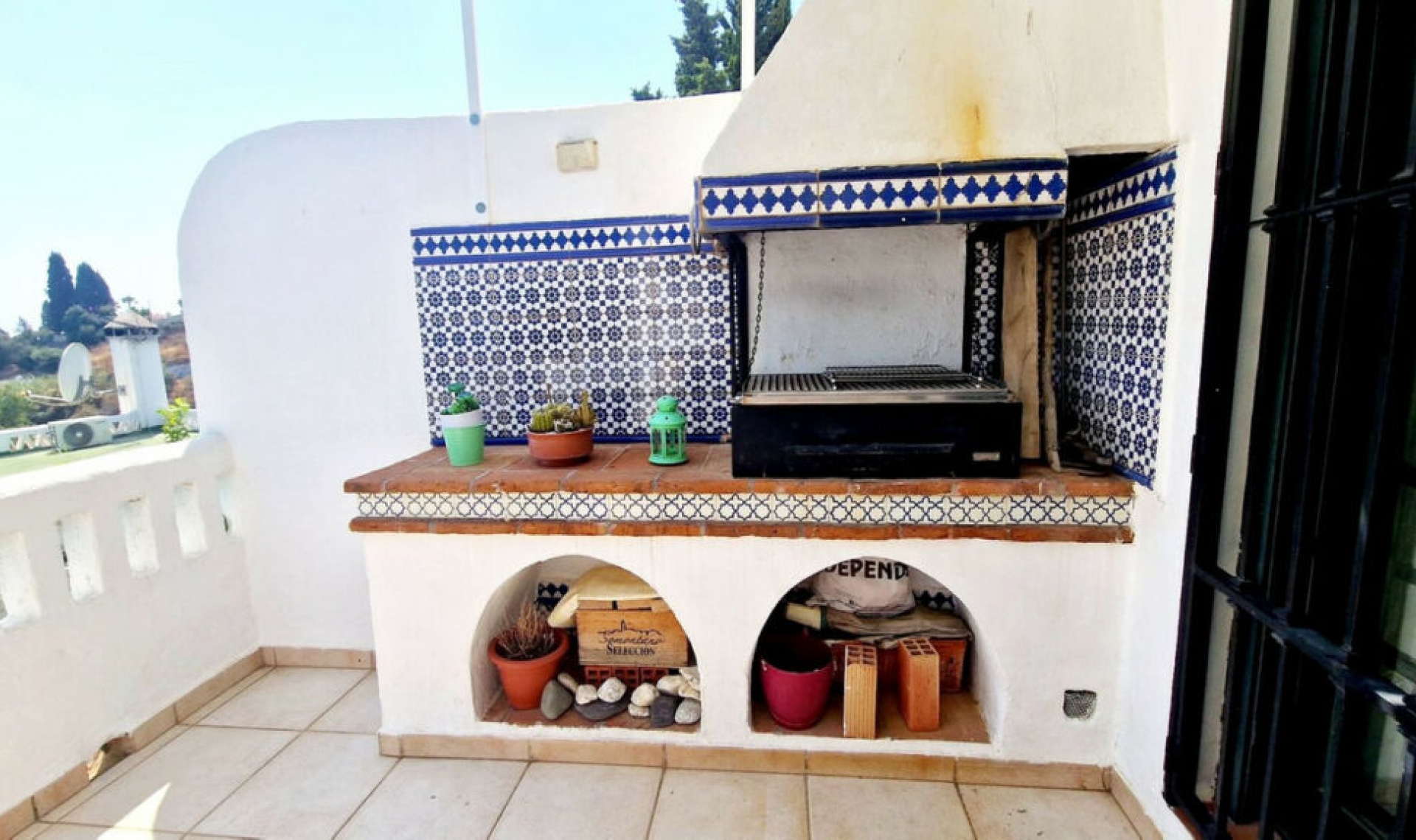 Resale - House -
Campo Mijas