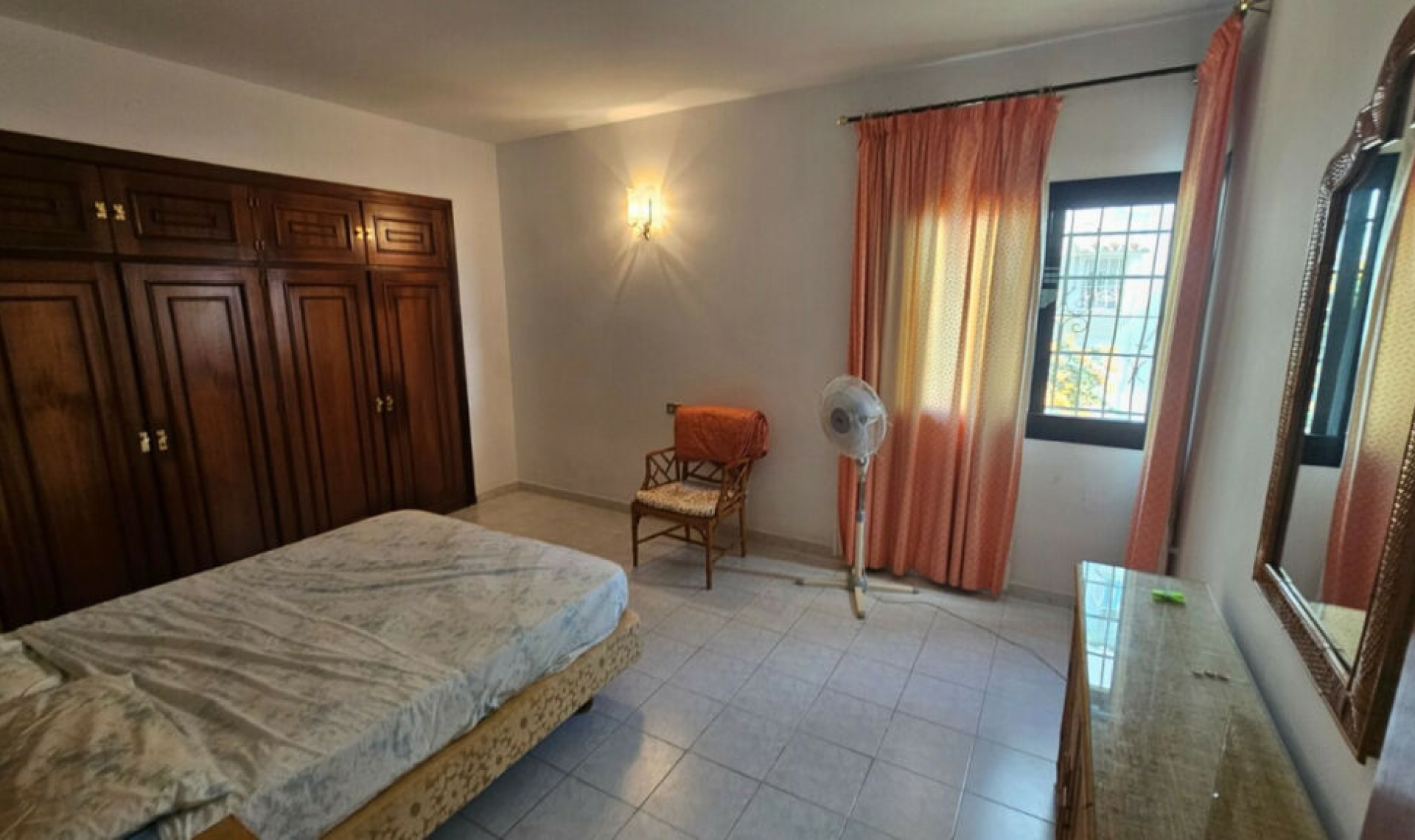 Resale - House -
Campo Mijas