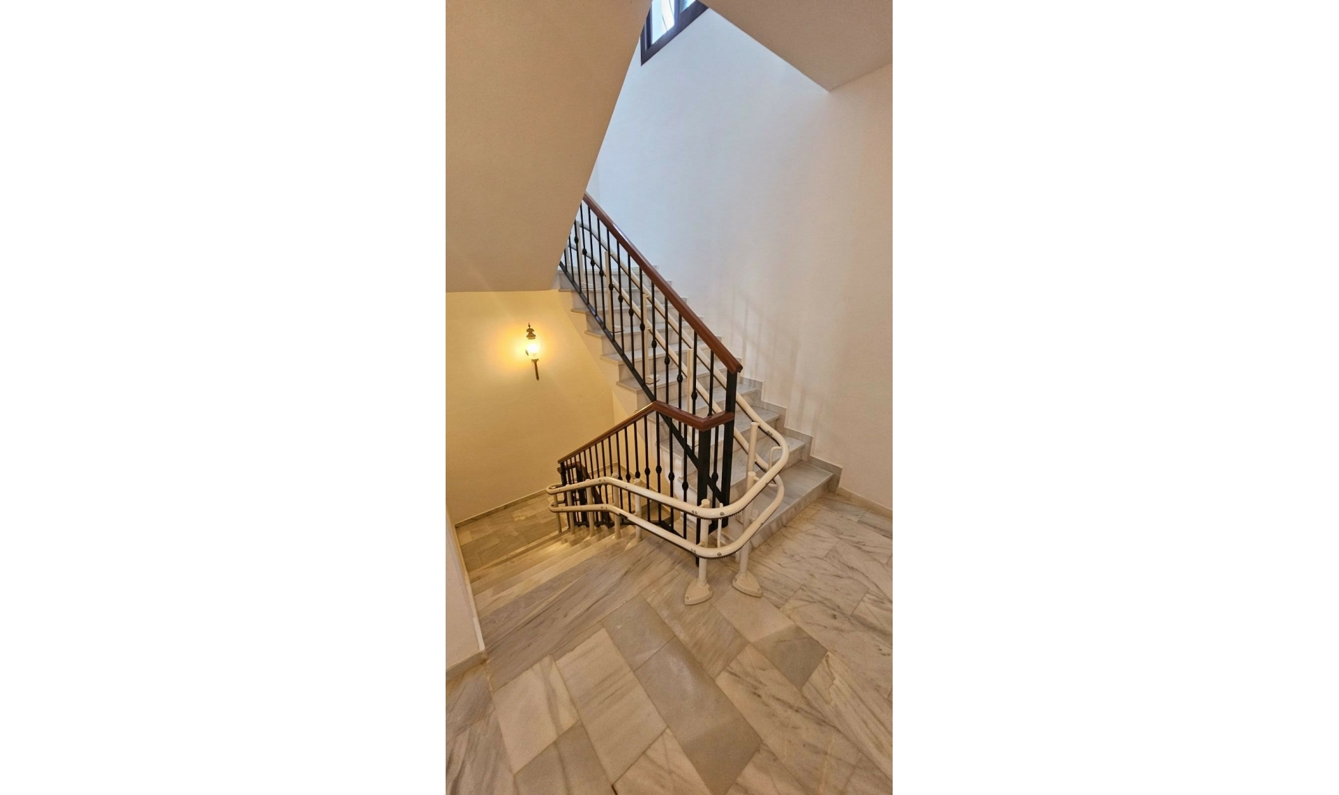 Resale - House -
Campo Mijas