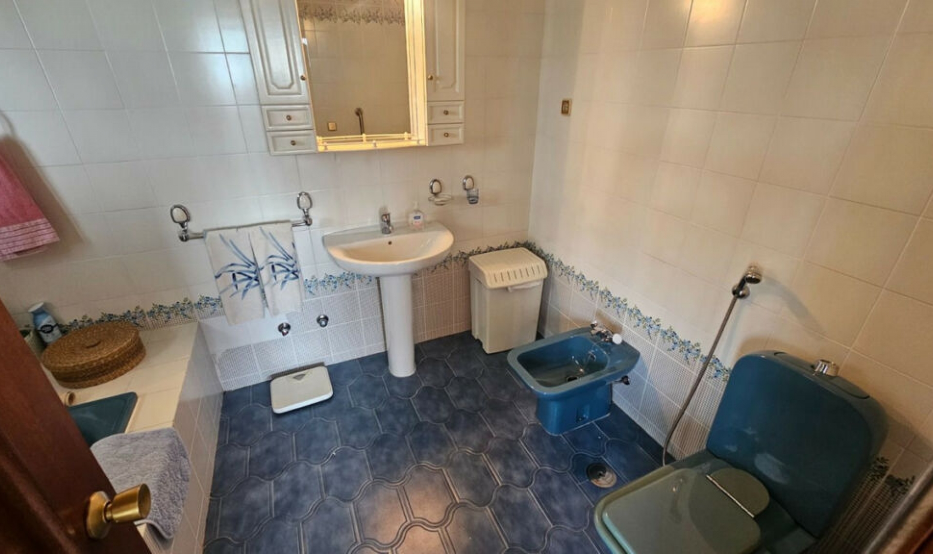 Resale - House -
Campo Mijas