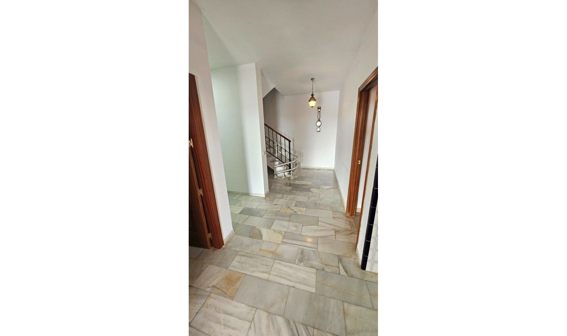 Resale - House -
Campo Mijas