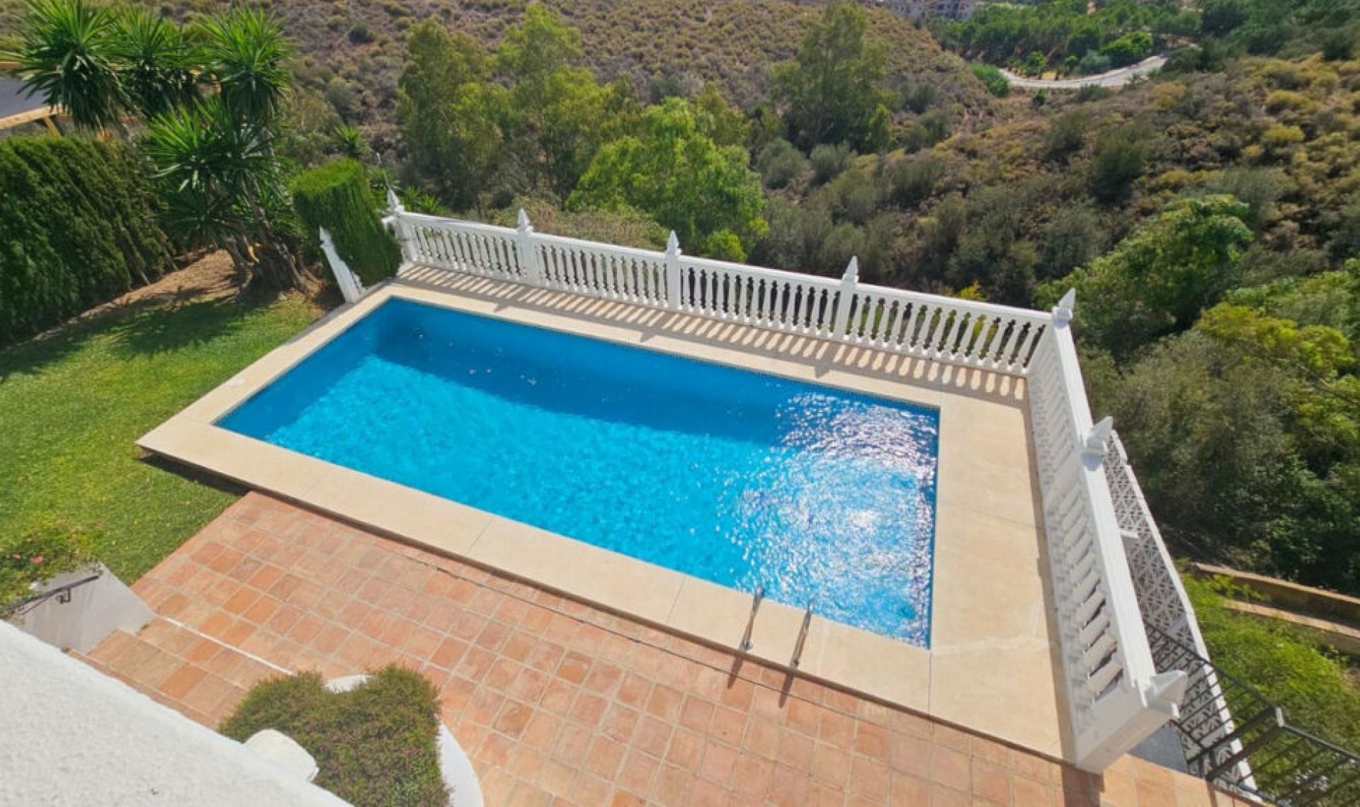 Resale - House -
Campo Mijas