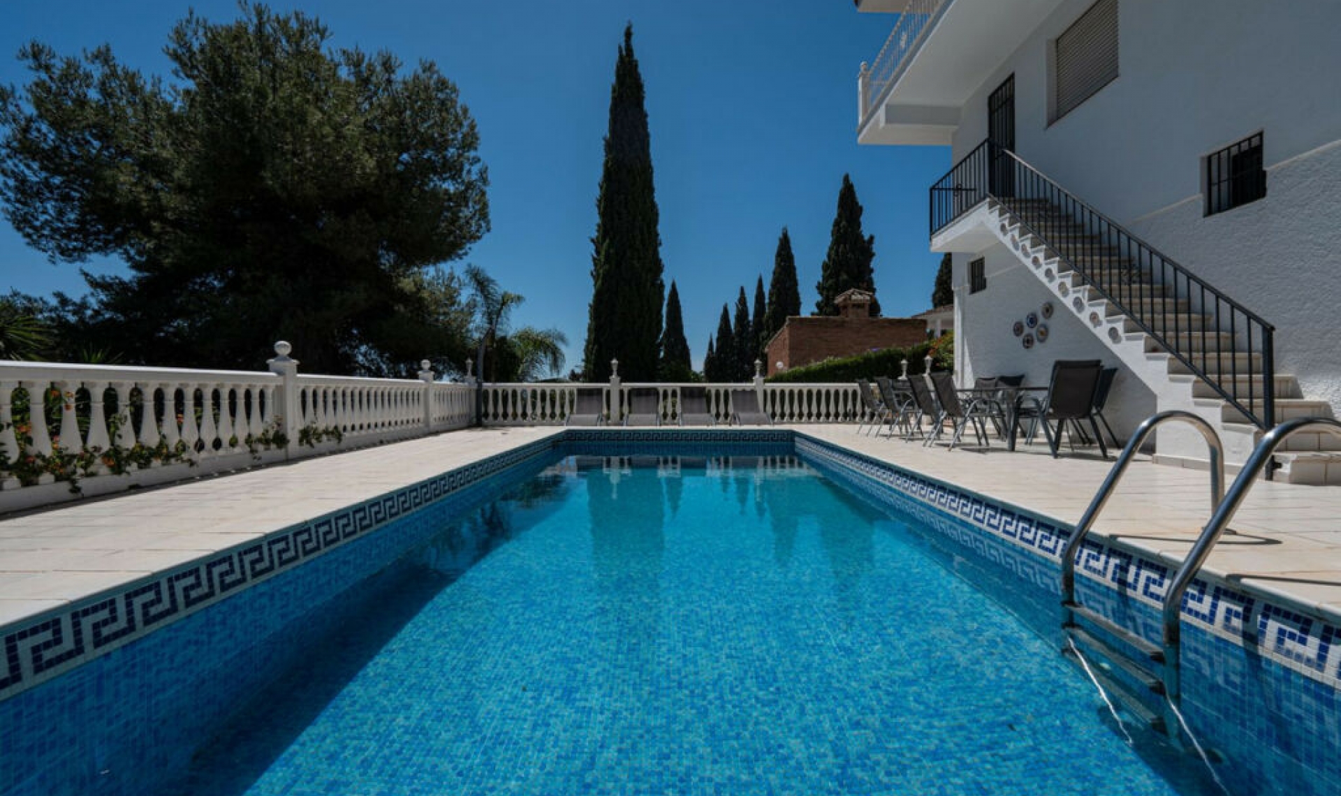 Resale - House -
Campo Mijas
