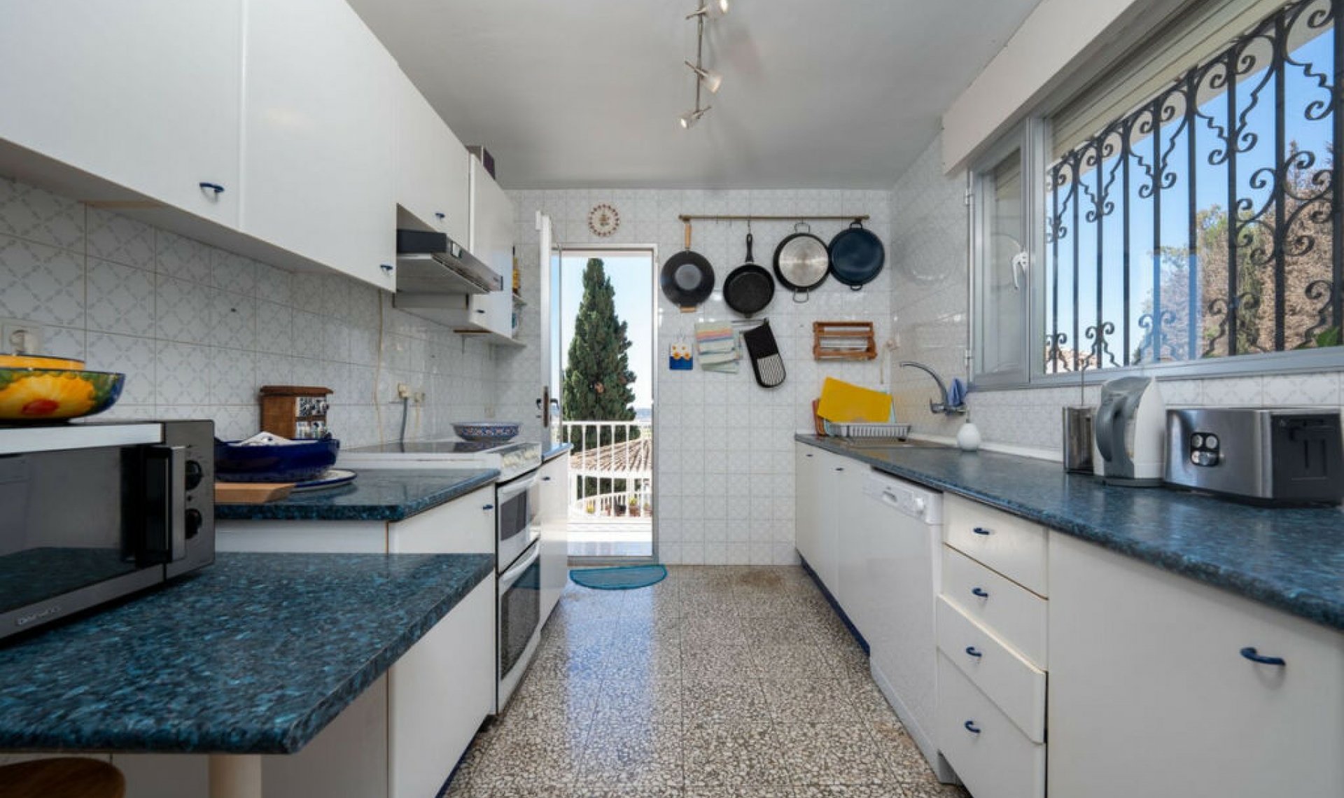 Resale - House -
Campo Mijas