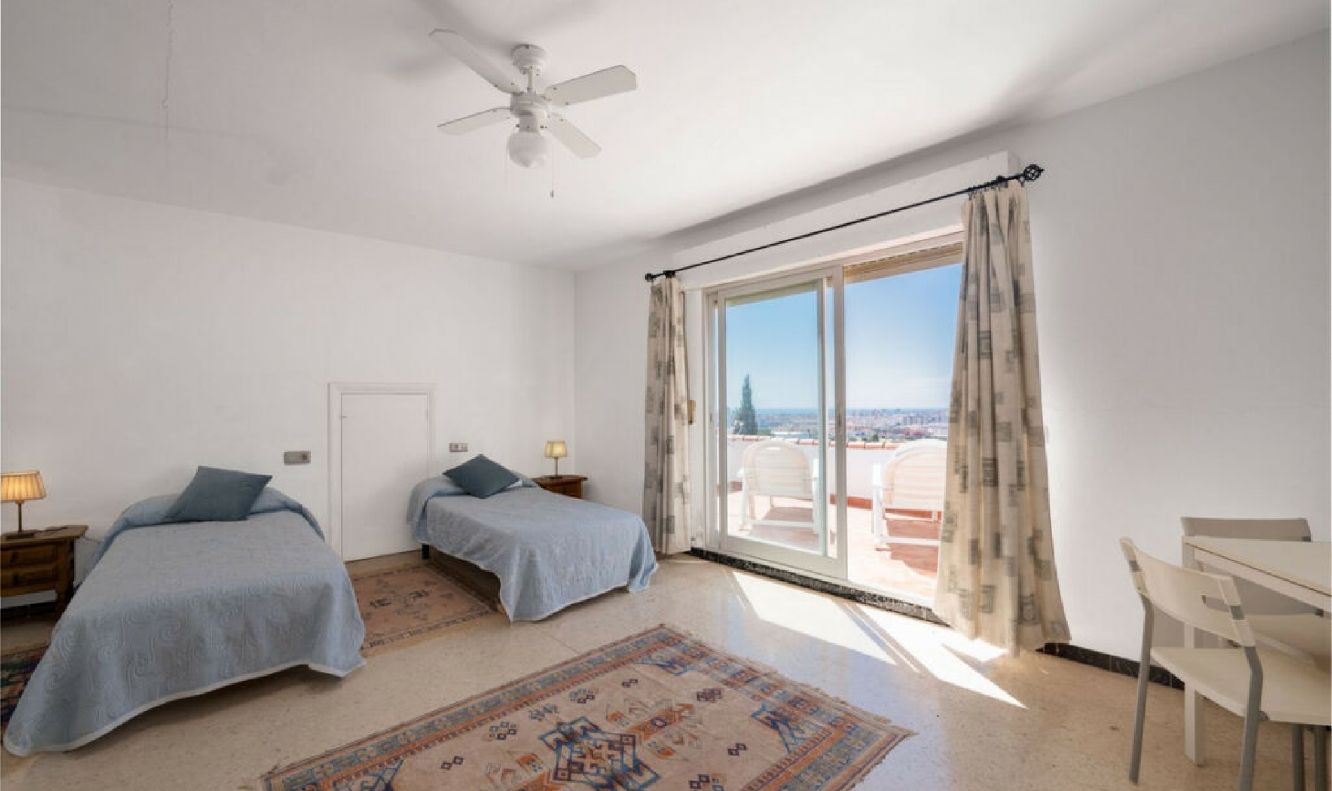 Resale - House -
Campo Mijas