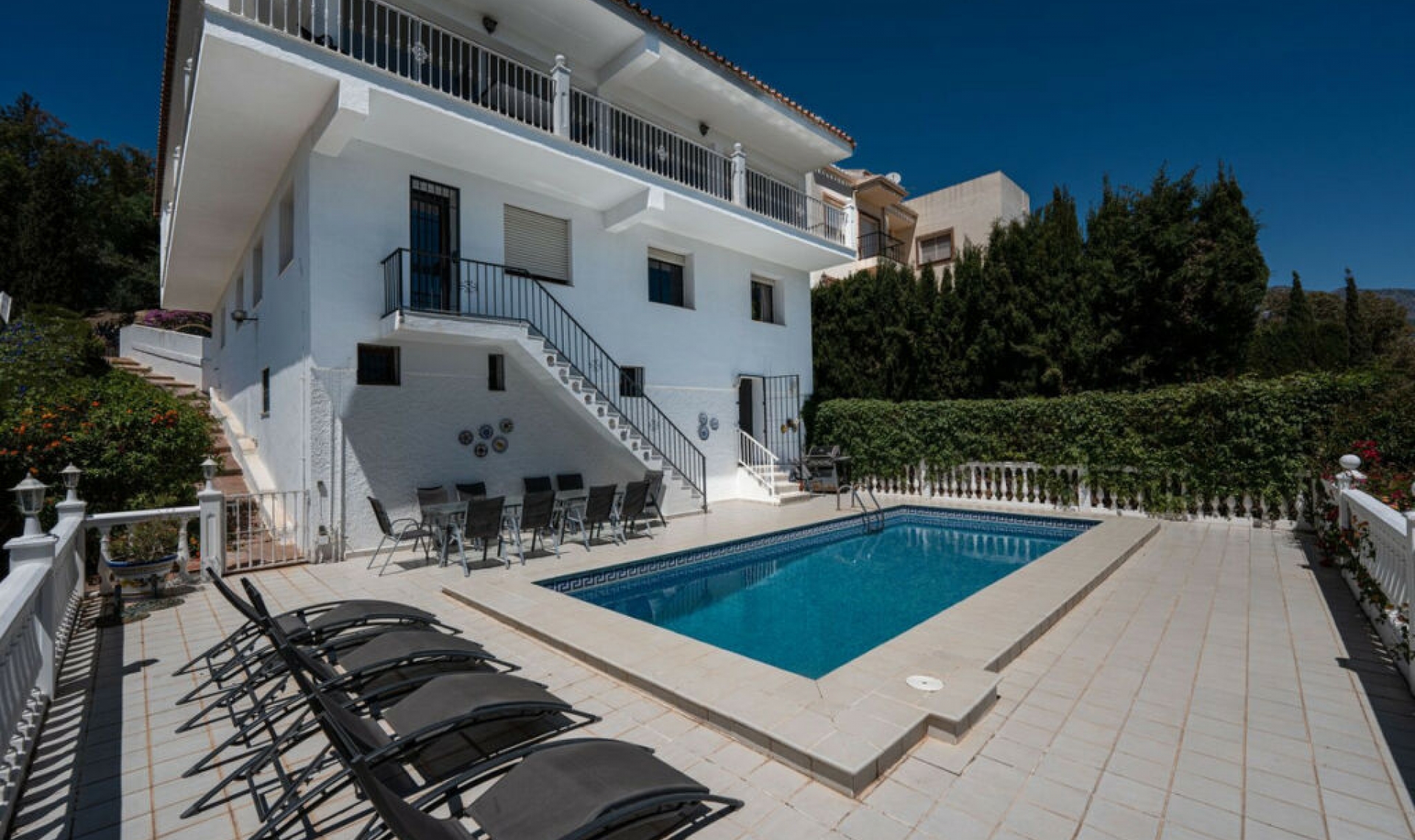 Resale - House -
Campo Mijas