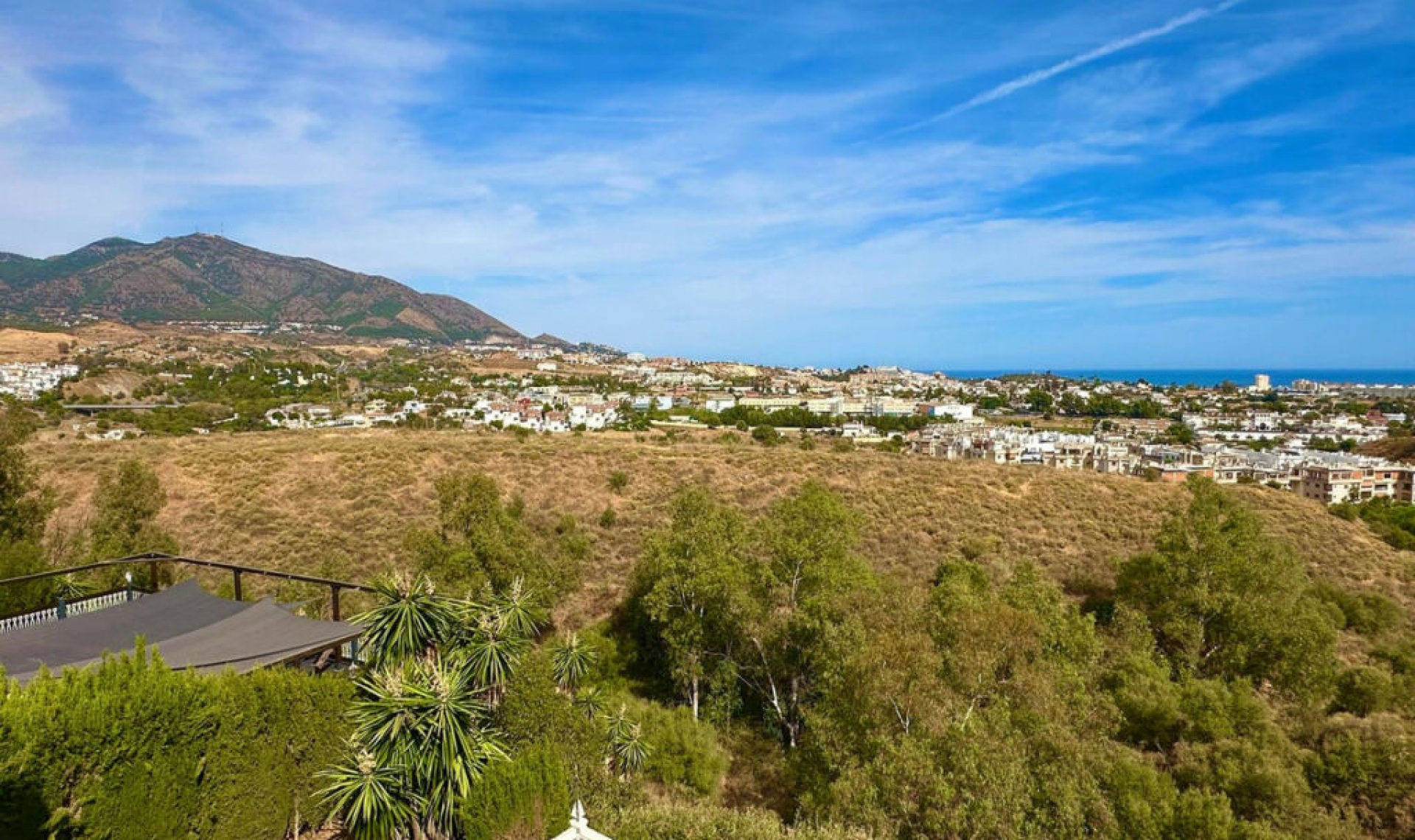 Resale - House -
Campo Mijas