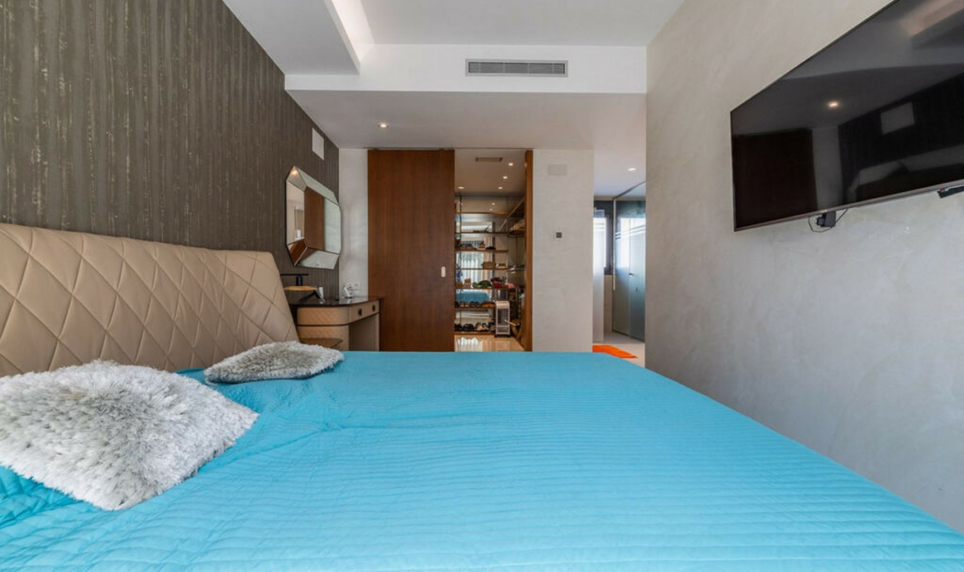 Resale - House -
Campoamor