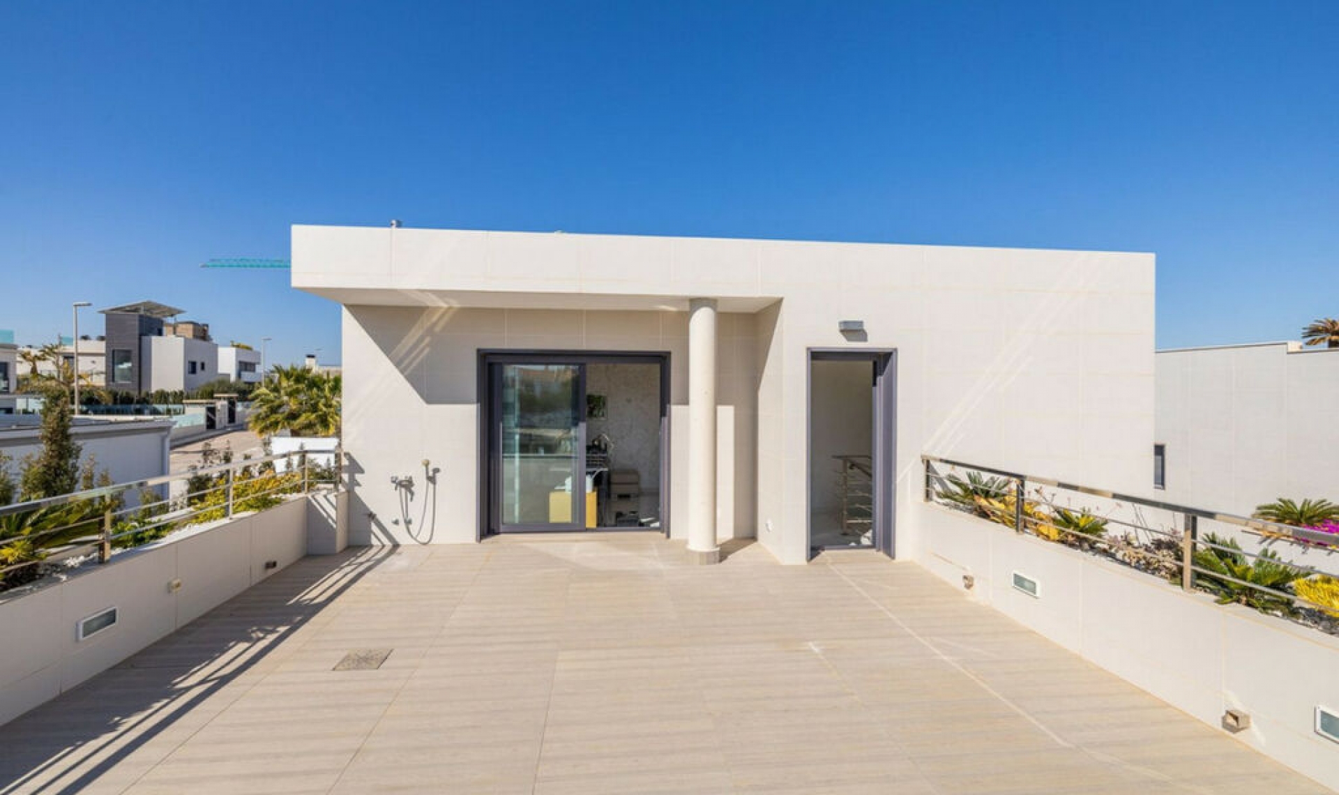 Resale - House -
Campoamor