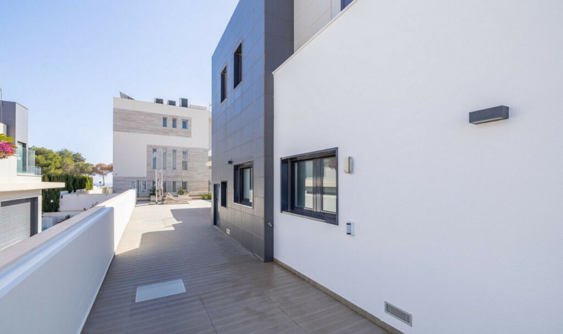 Resale - House -
Campoamor