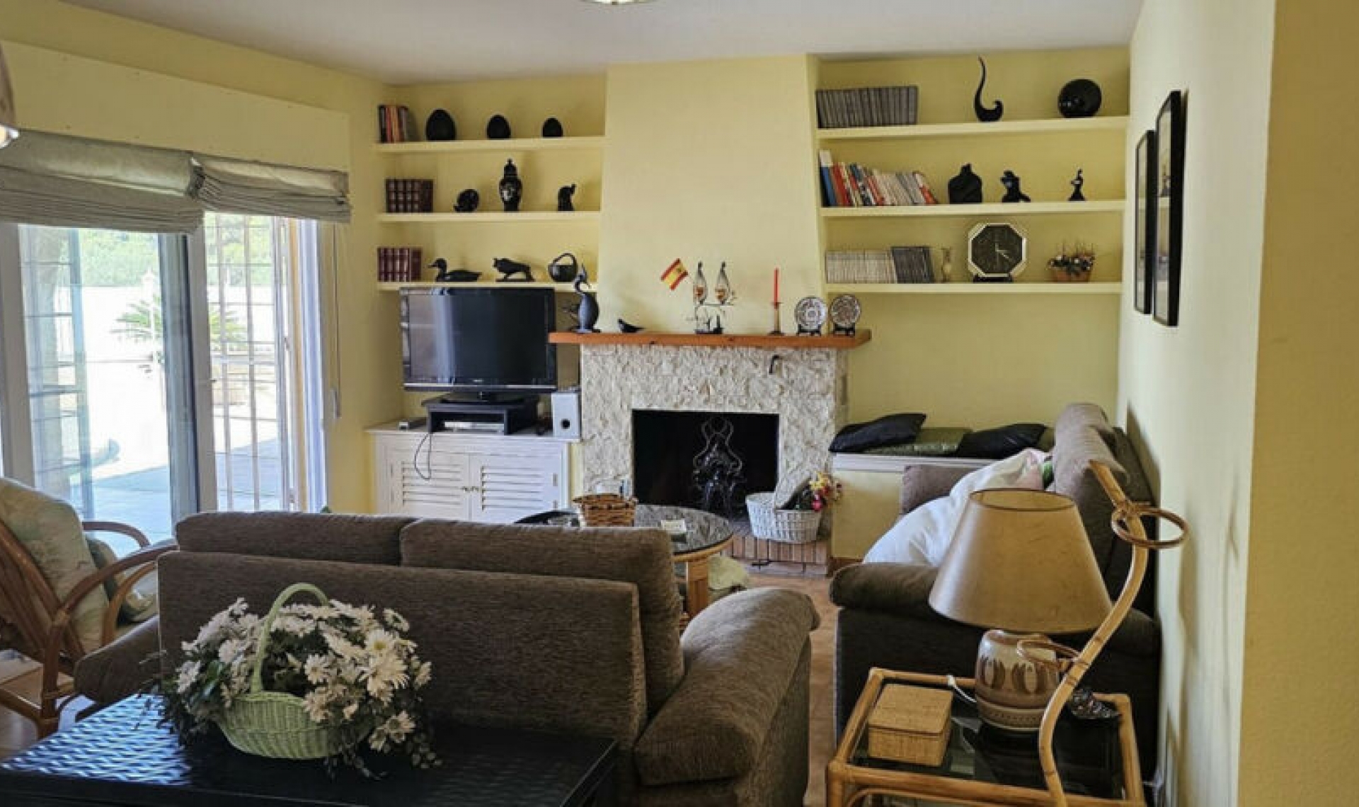 Resale - House -
Campoamor