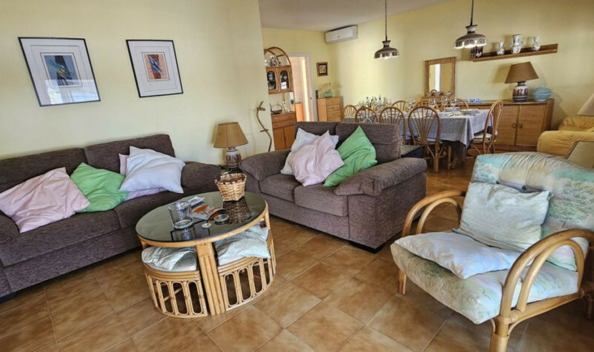 Resale - House -
Campoamor