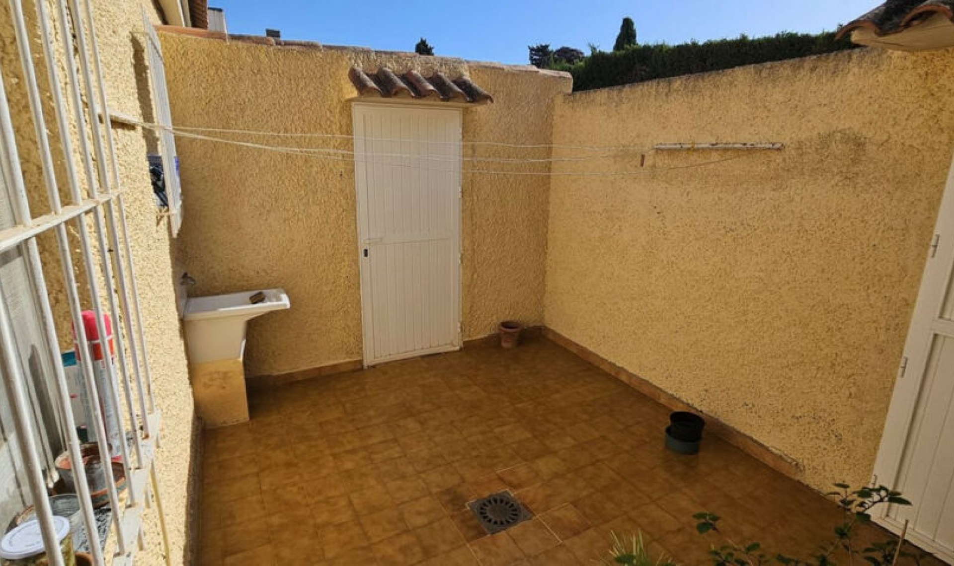 Resale - House -
Campoamor